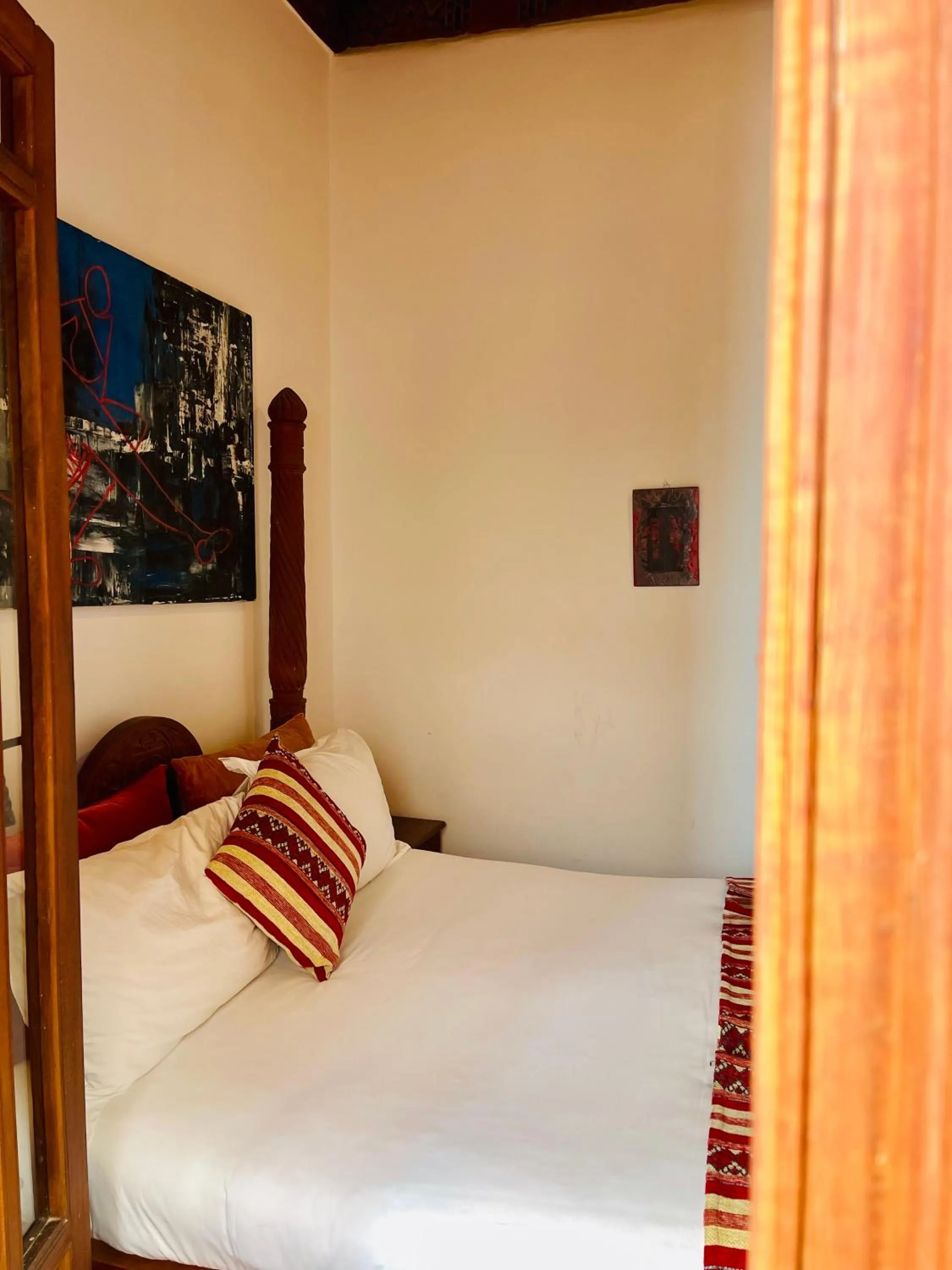 Bed in Riad Zarka By La Siredrah