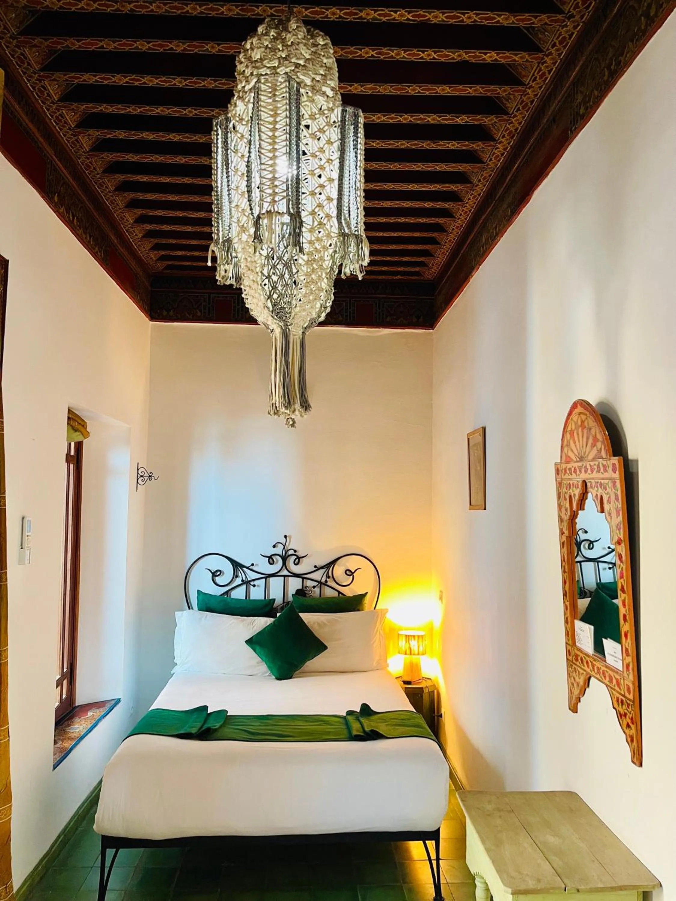 Bed in Riad Zarka By La Siredrah