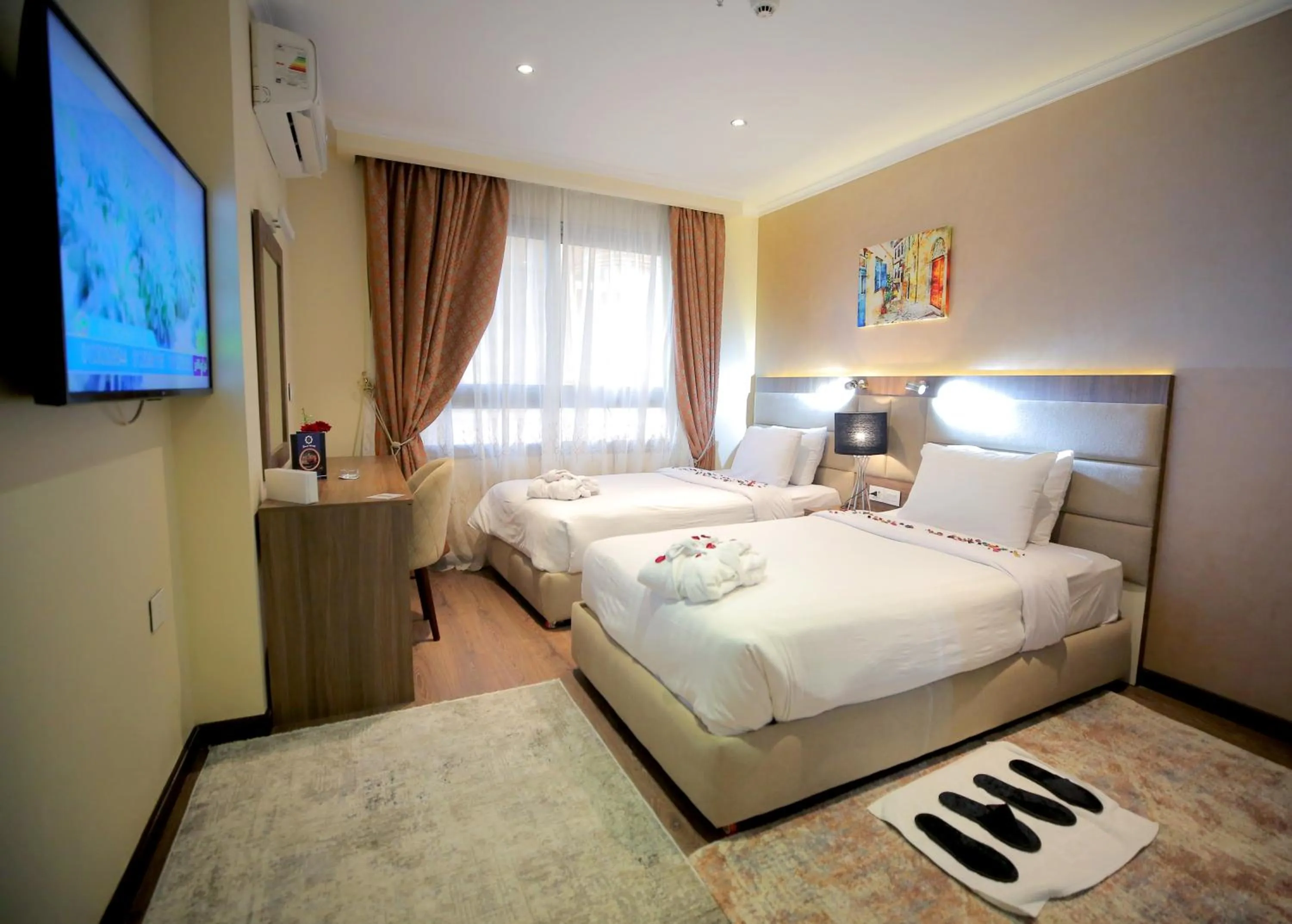 Bed in Cairo Taj Hotels & Suites - Dokki