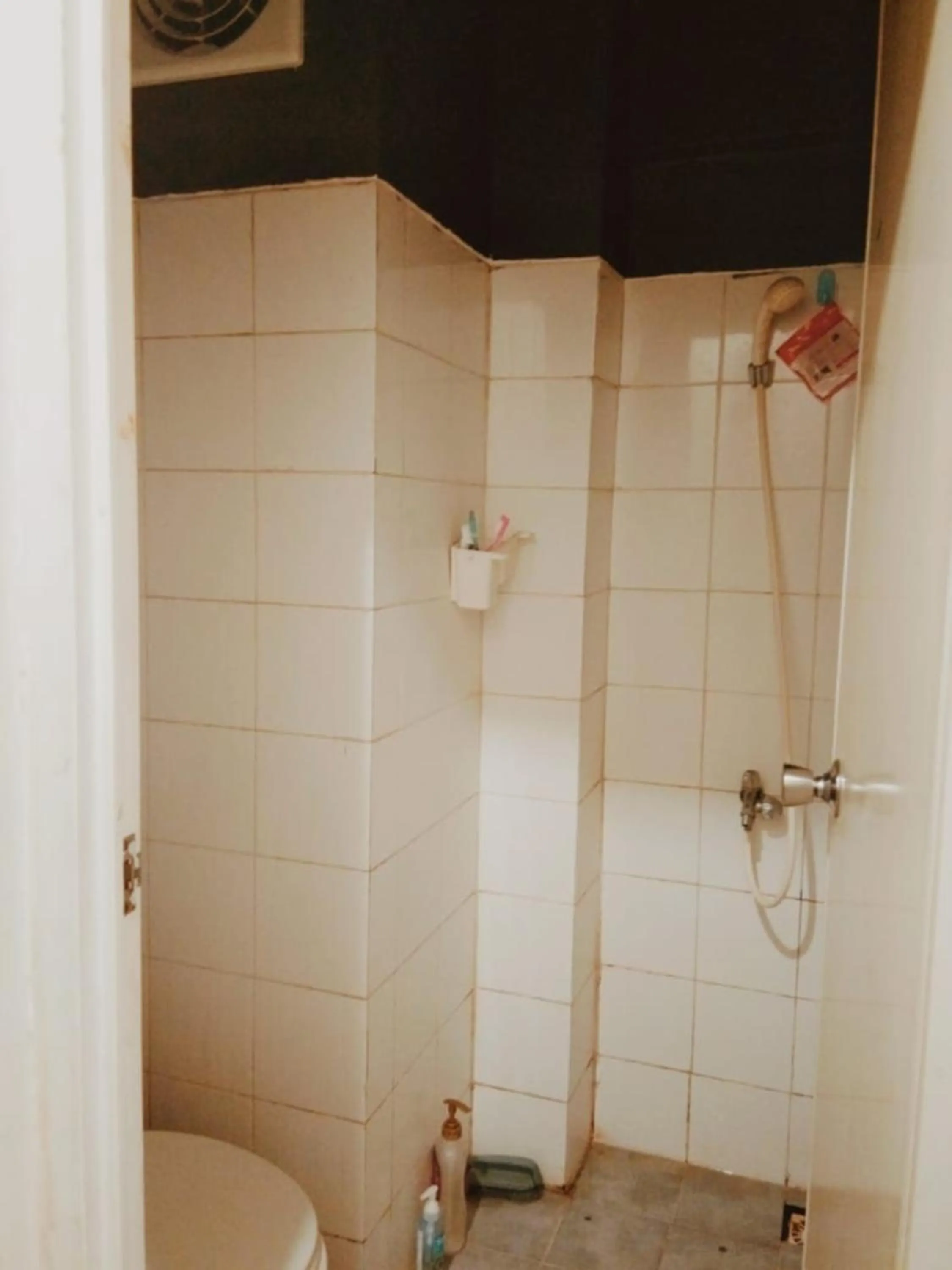 Bathroom in MyStayPro Sentra Timur