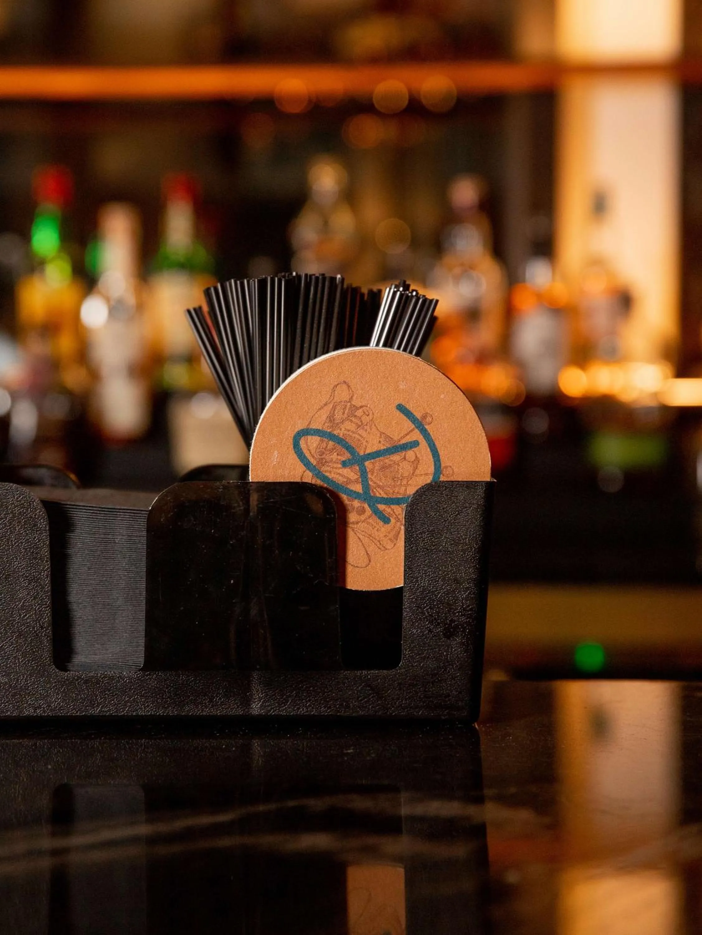 Lounge or bar in The Draper New York, Tapestry Collection by Hilton