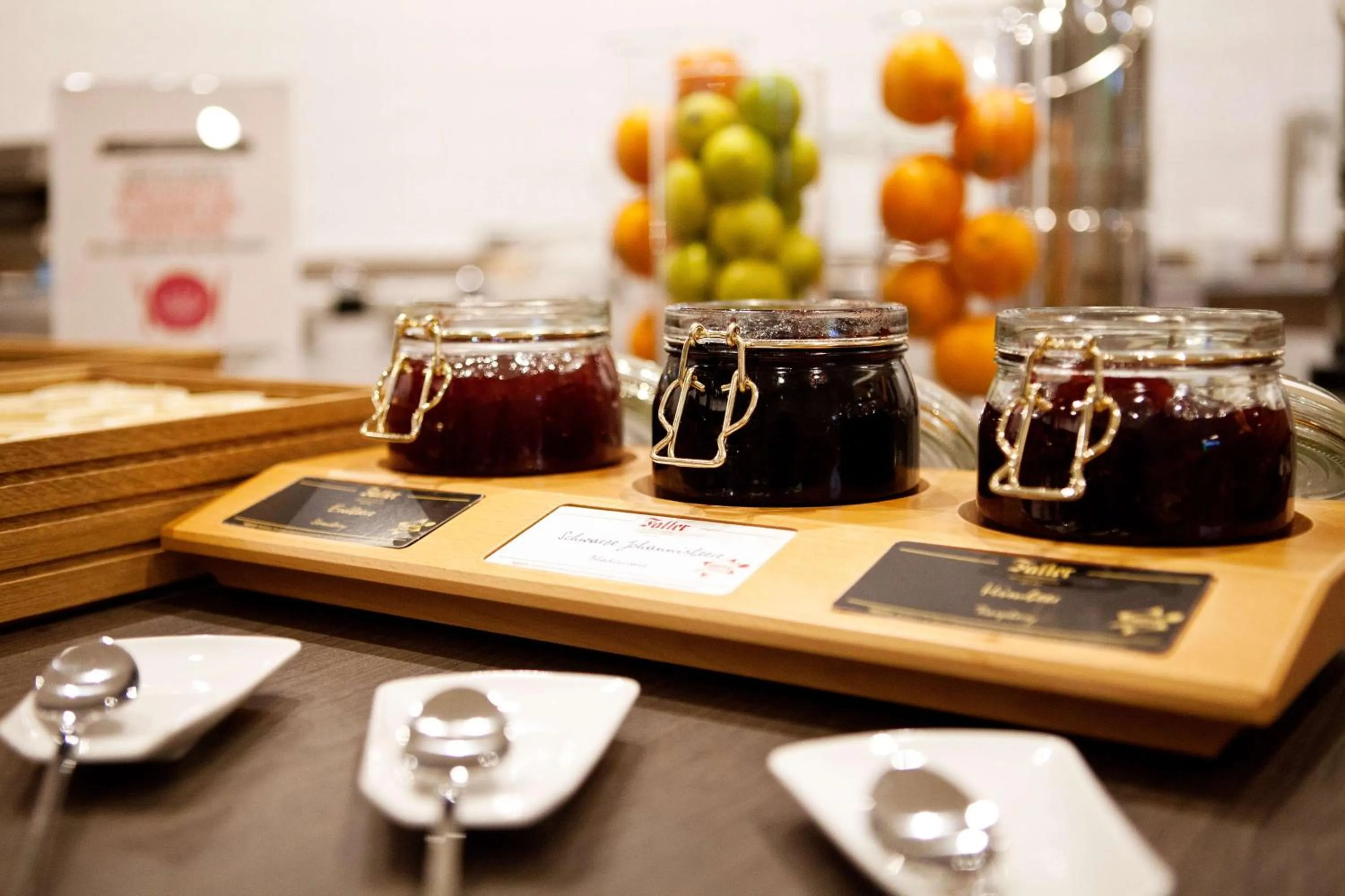 Breakfast in Hampton by Hilton Munich Airport South