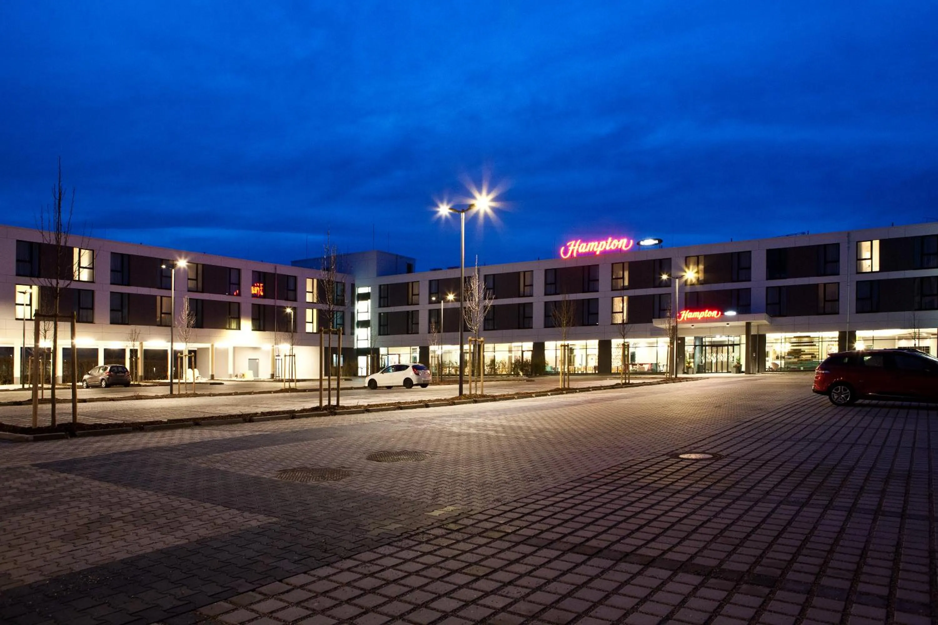 Property building in Hampton by Hilton Munich Airport South