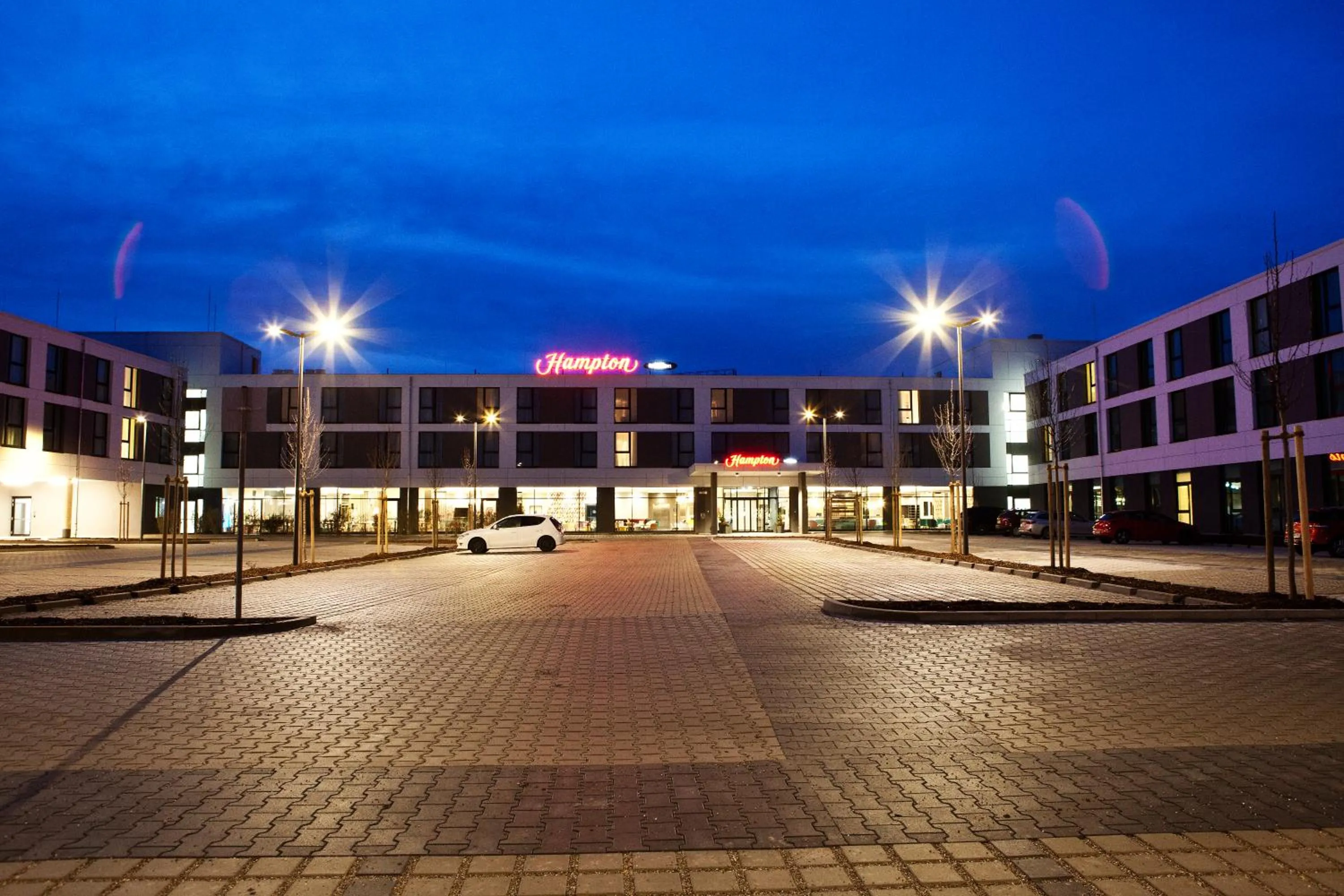 Property building in Hampton by Hilton Munich Airport South