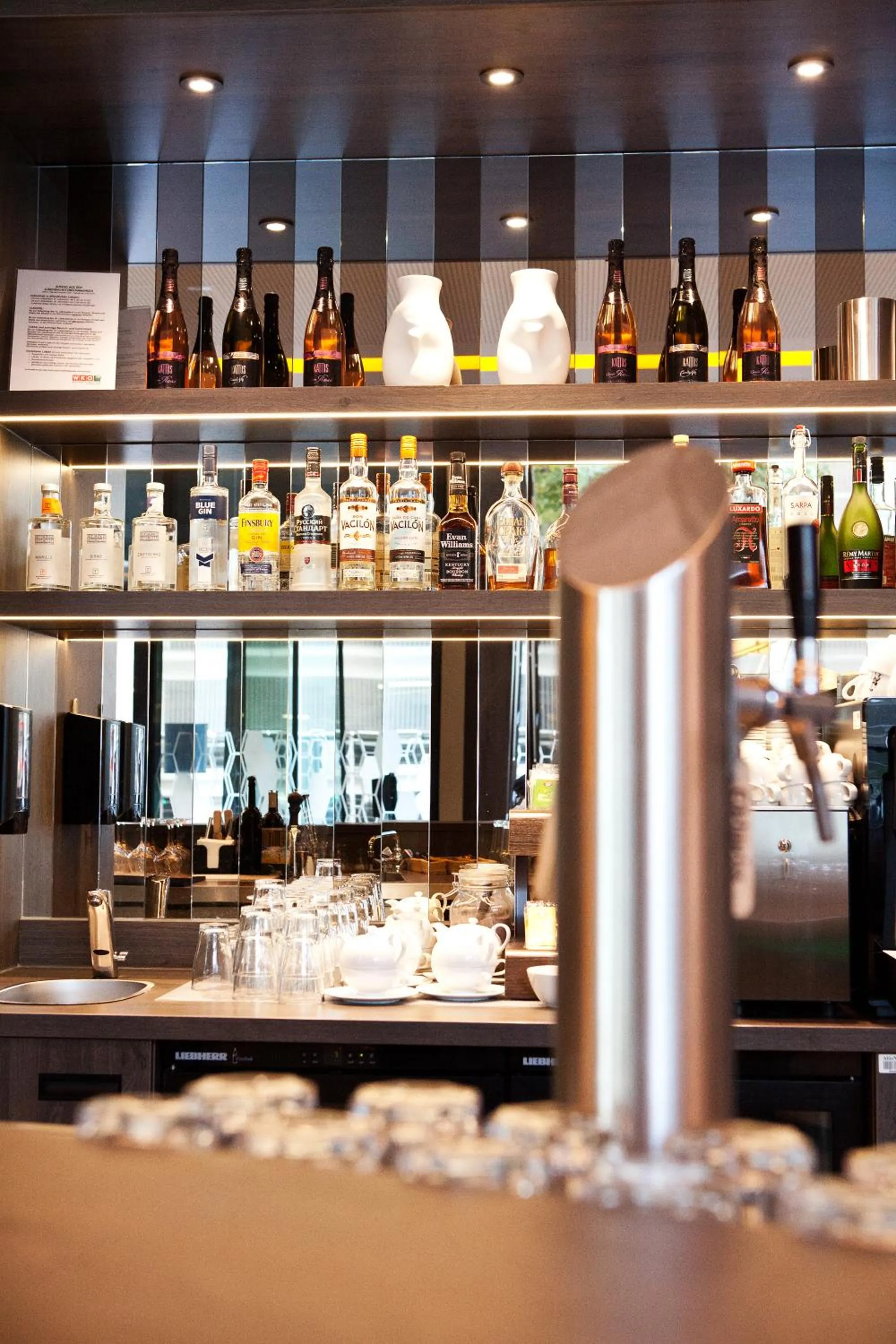 Nightclub / DJ in Hampton by Hilton Munich Airport South