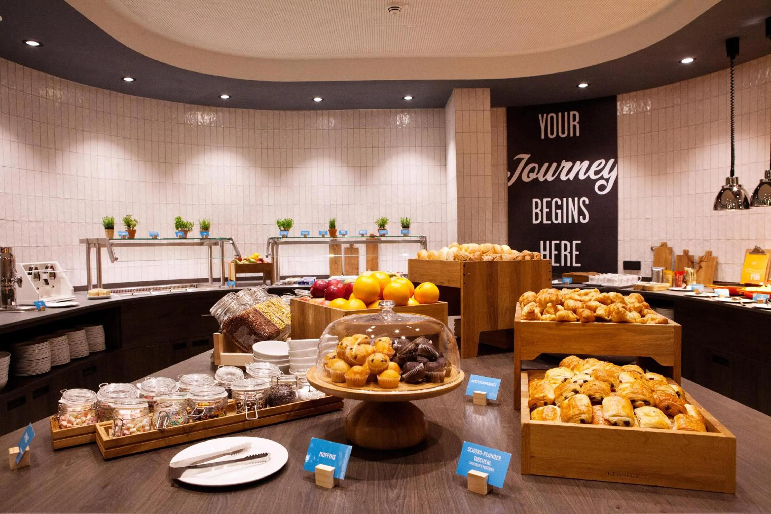 Food and drinks in Hampton by Hilton Munich Airport South