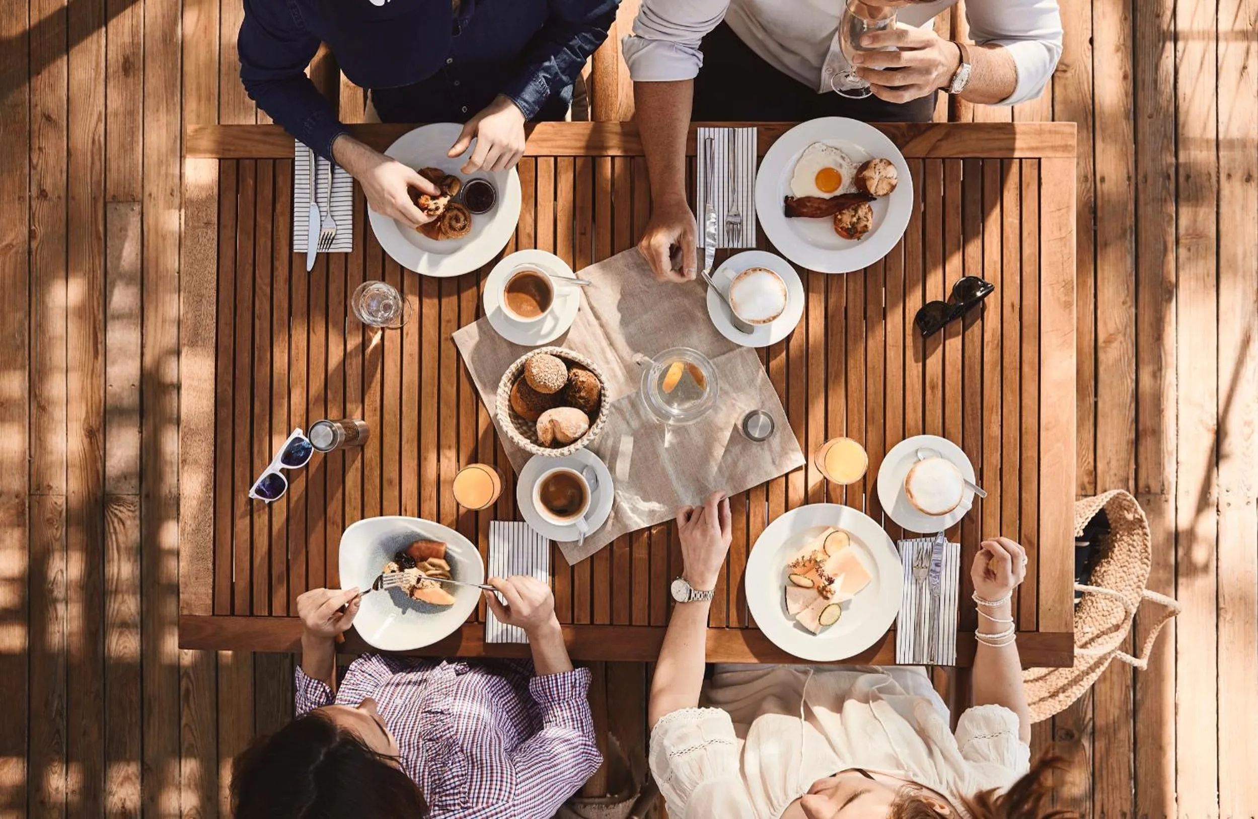 Restaurant/places to eat in ROBINSON Cyprus