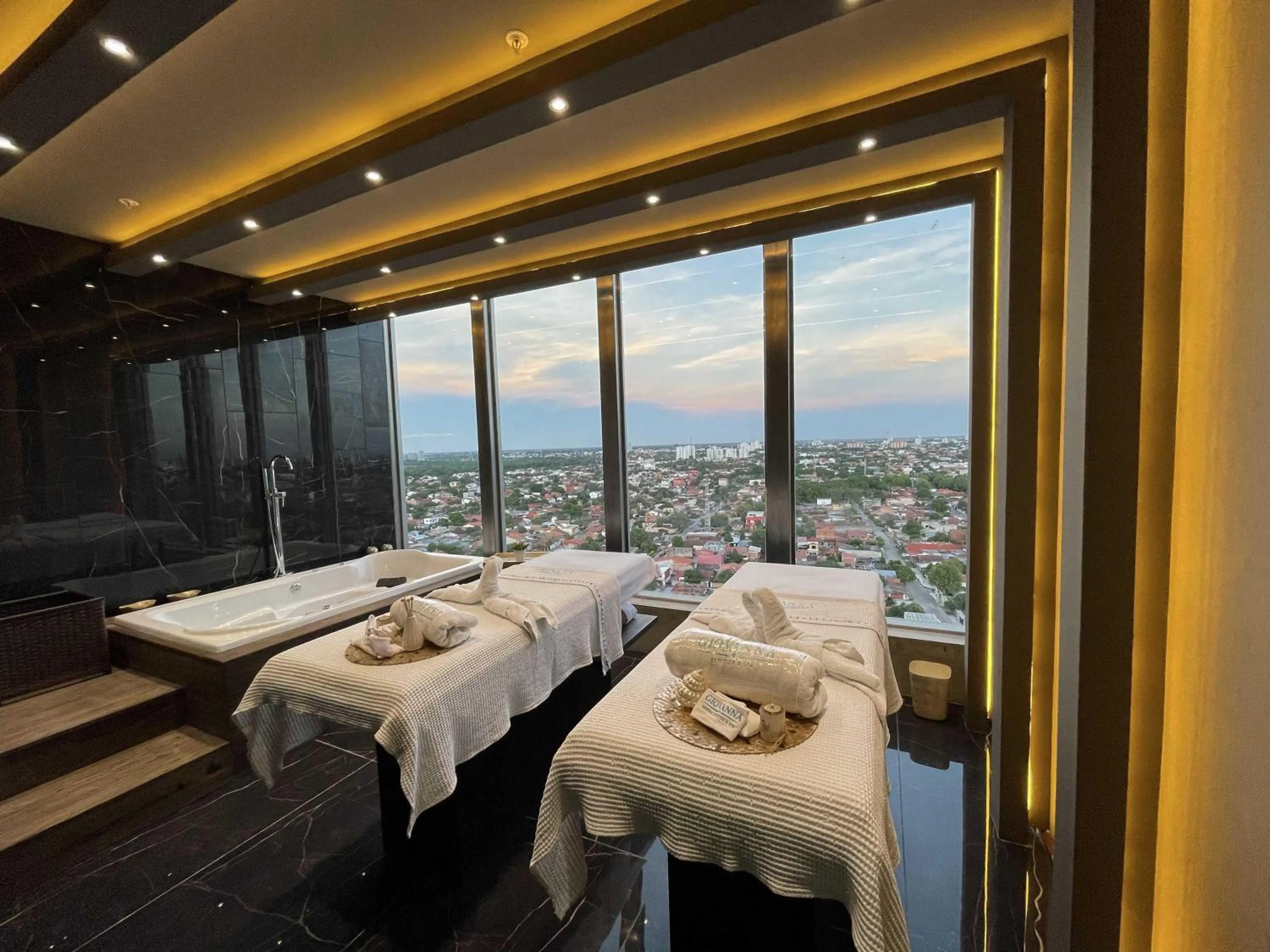 Spa and wellness centre/facilities, Bed in Swissotel Santa Cruz de La Sierra