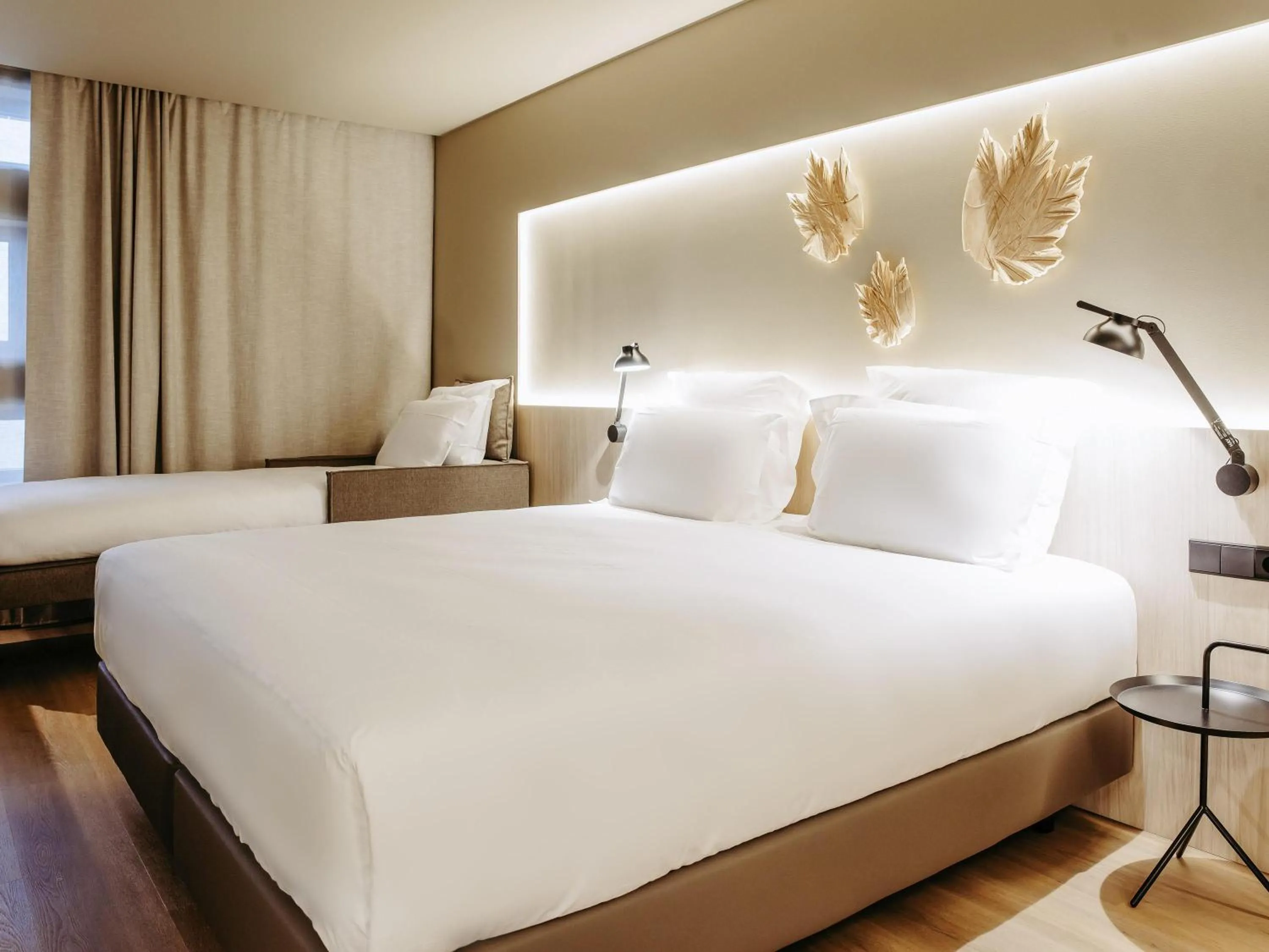 Bedroom, Bed in Mercure Fátima