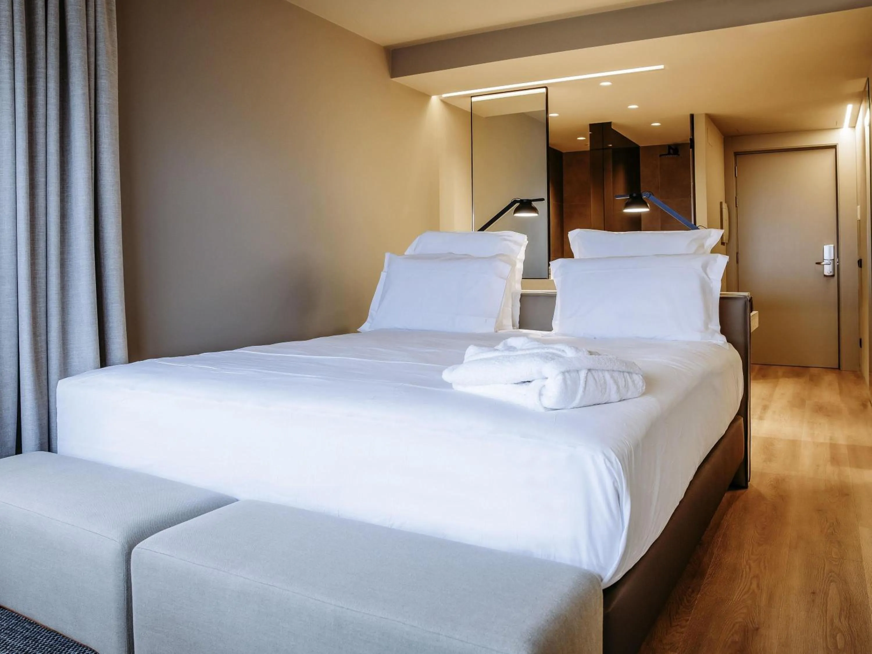 Privilege King Room with View in Mercure Fátima