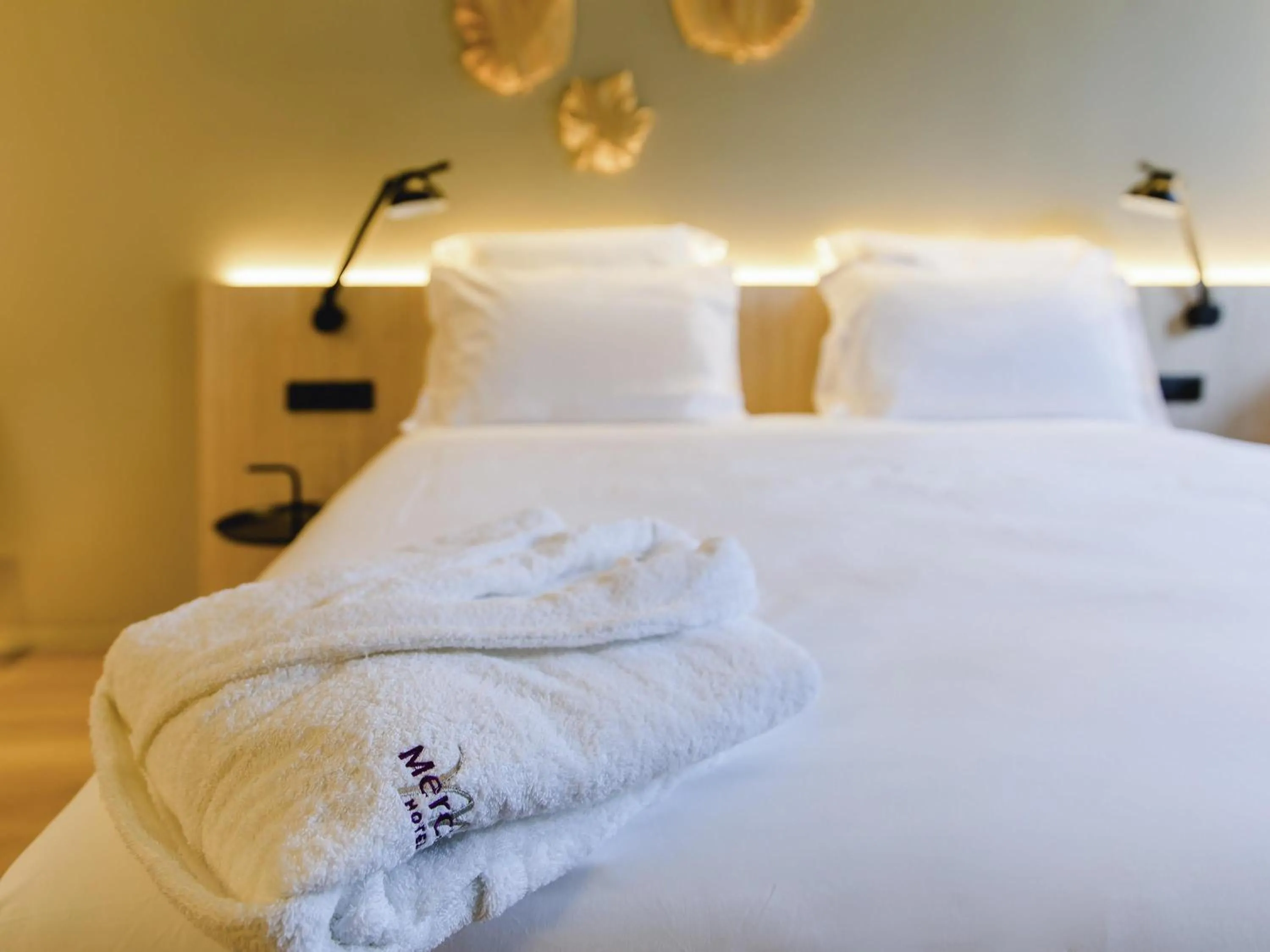 Bedroom, Bed in Mercure Fátima