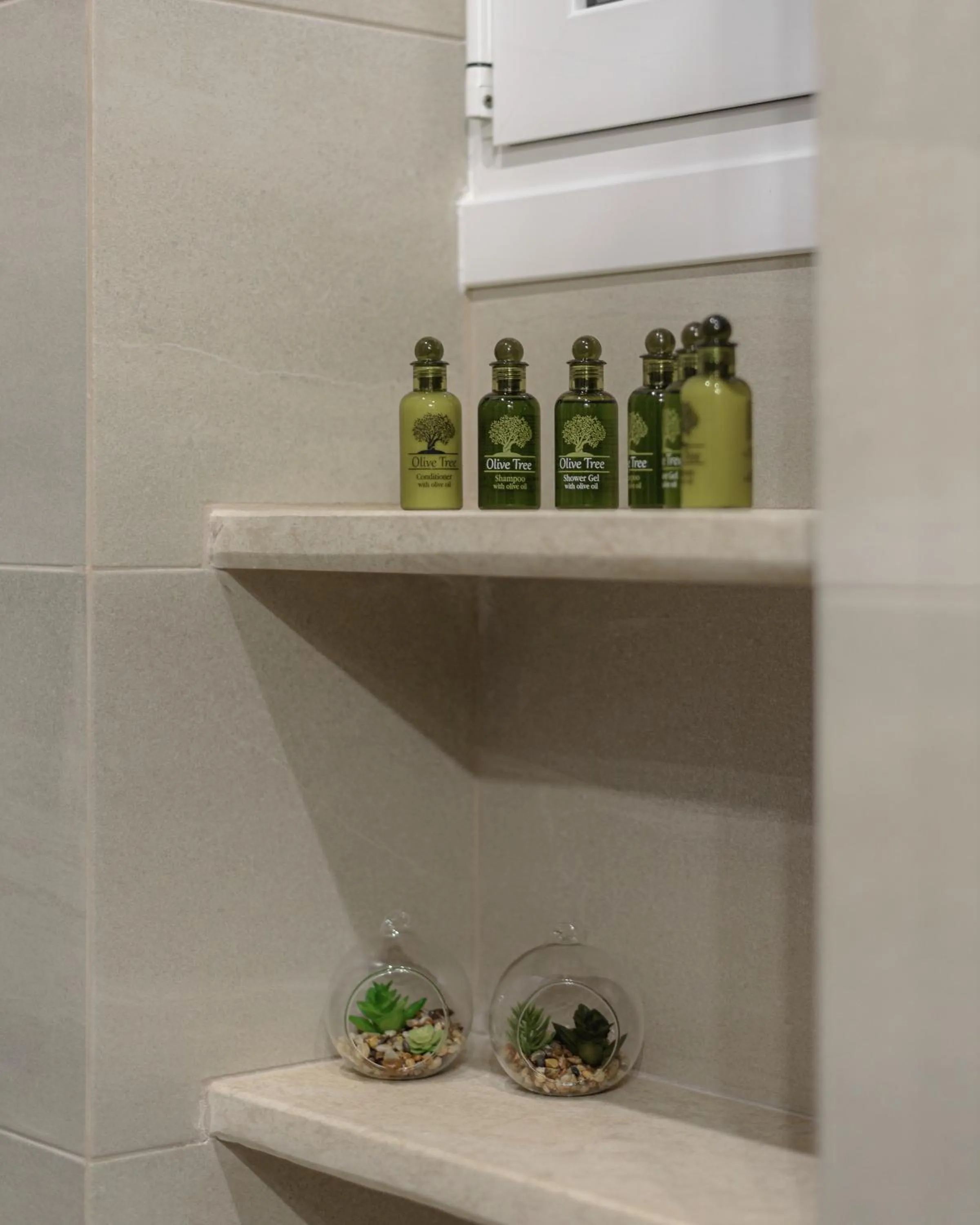 Bathroom in Acropolis Deluxe Apartment