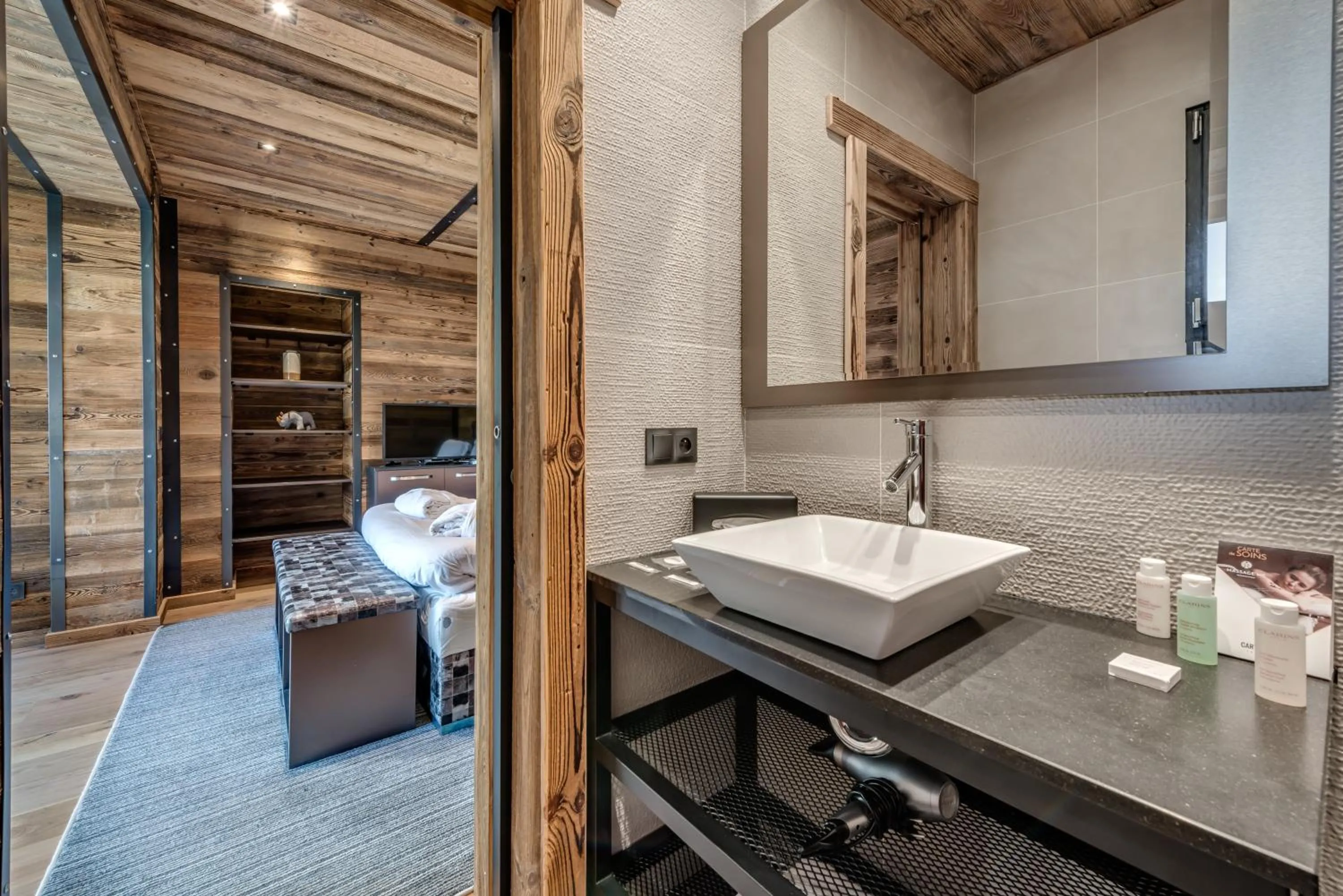 Bathroom in Chalet Monts by Les Etincelles
