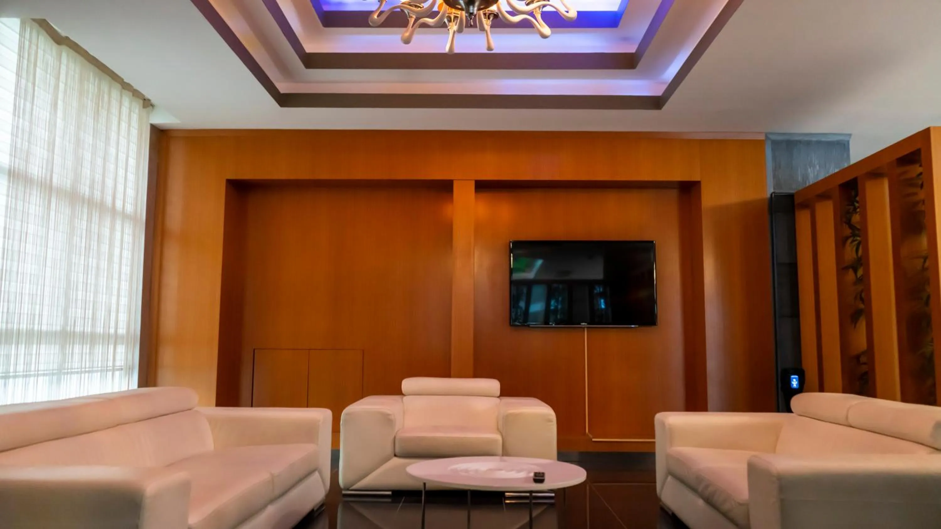 Lobby or reception in MOX Hotel Wellness & Spa