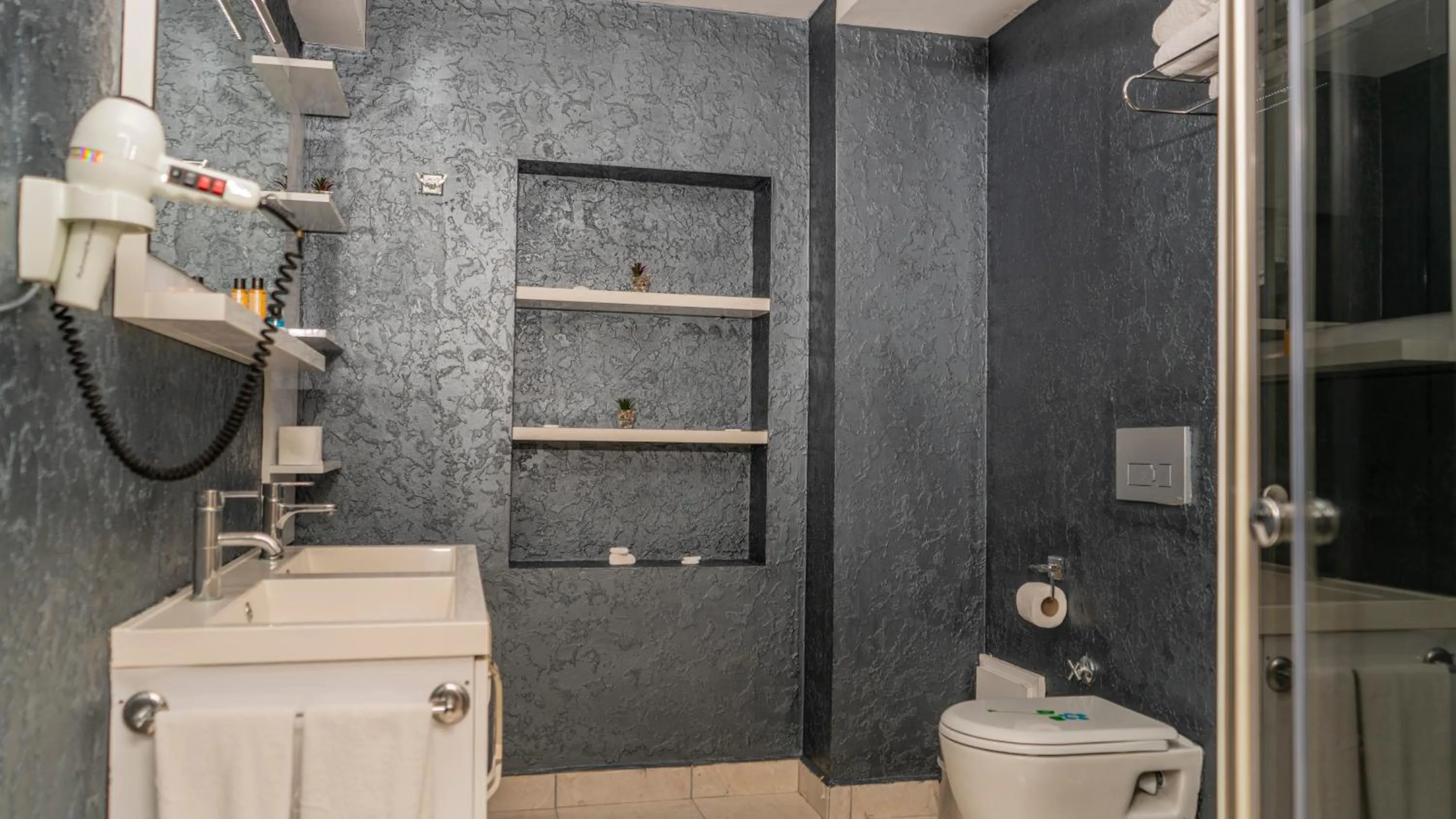 Bathroom in MOX Hotel Wellness & Spa