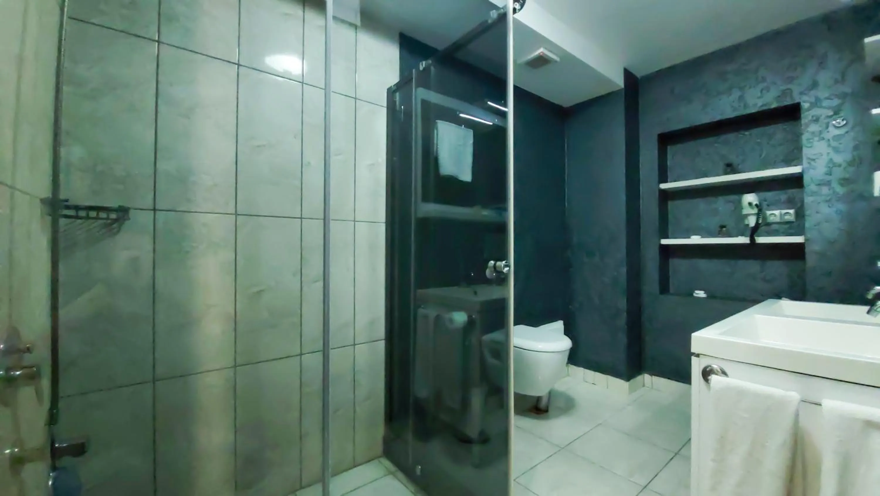 Bathroom in MOX Hotel Wellness & Spa