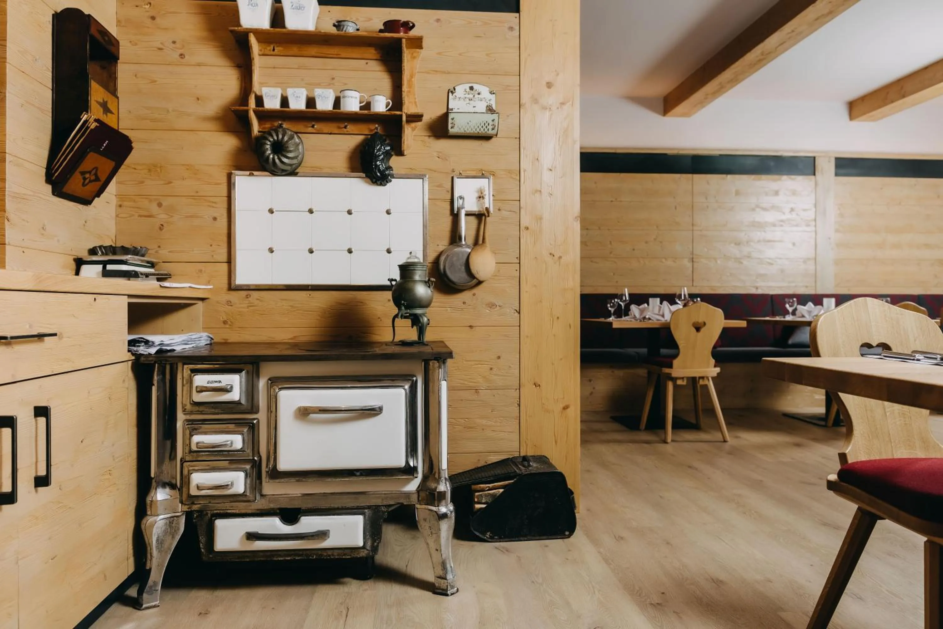 Restaurant/places to eat in Hotel Drei Quellen Therme