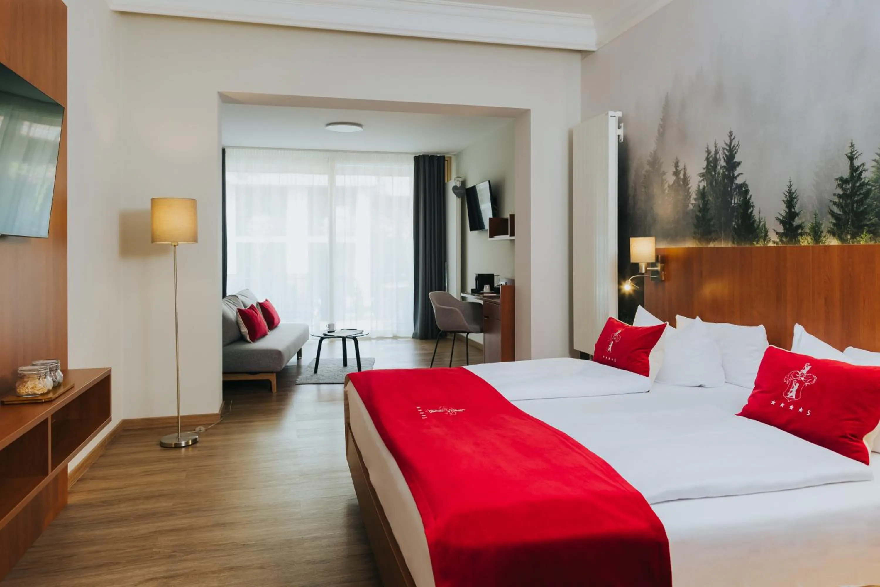 Photo of the whole room, Bed in Hotel Drei Quellen Therme