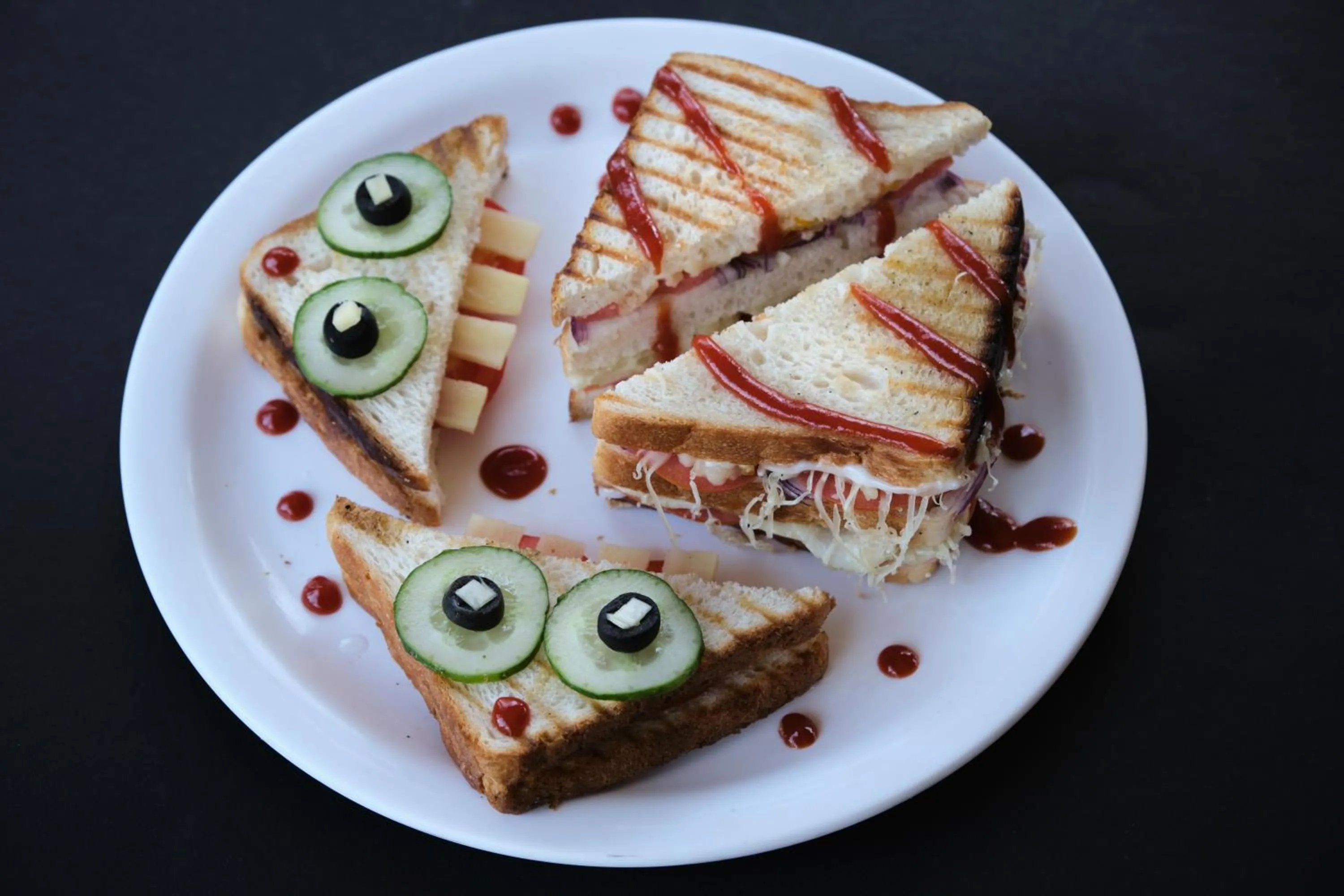 Food in Zen Manali by Keekoo Stays