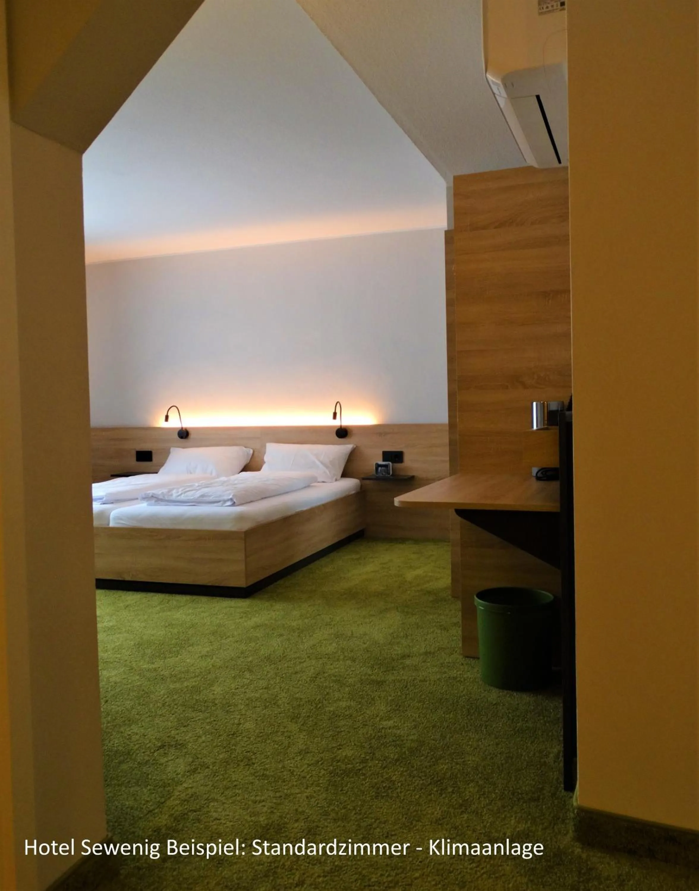 Photo of the whole room, Bed in Hotel Sewenig