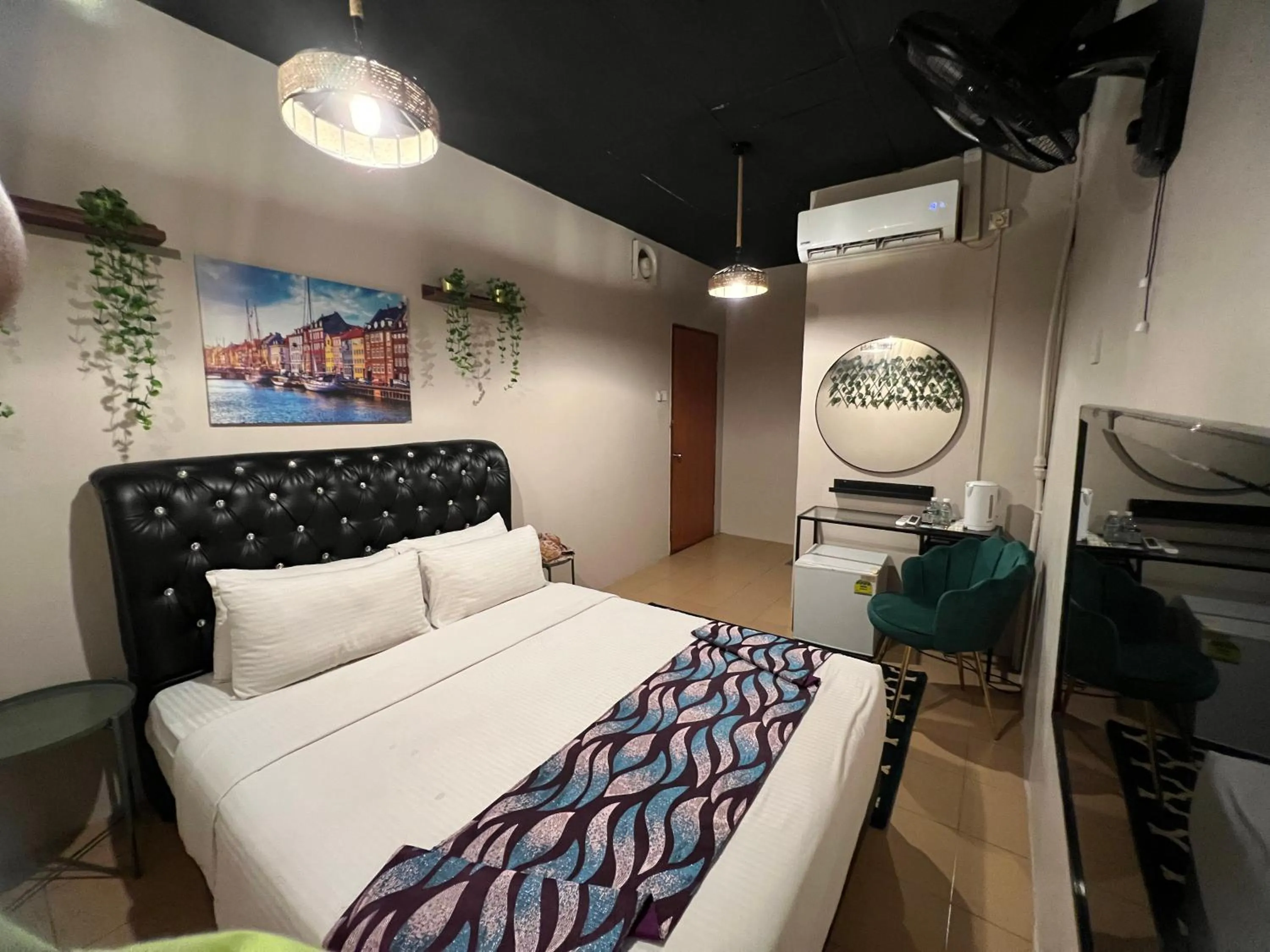 Bed in Ghazrins Garuda JB