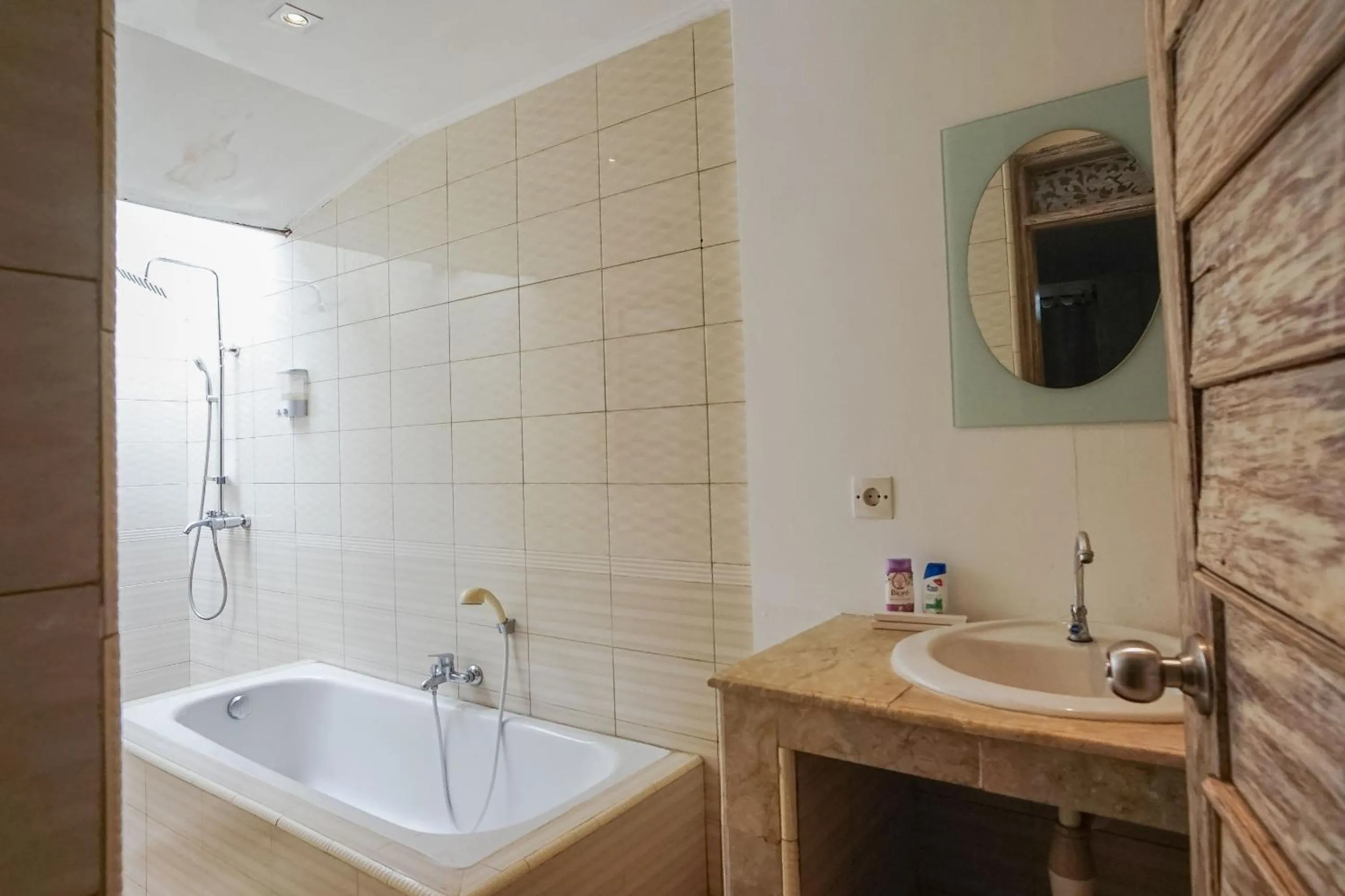 Bathroom in Balitung Villa Seminyak