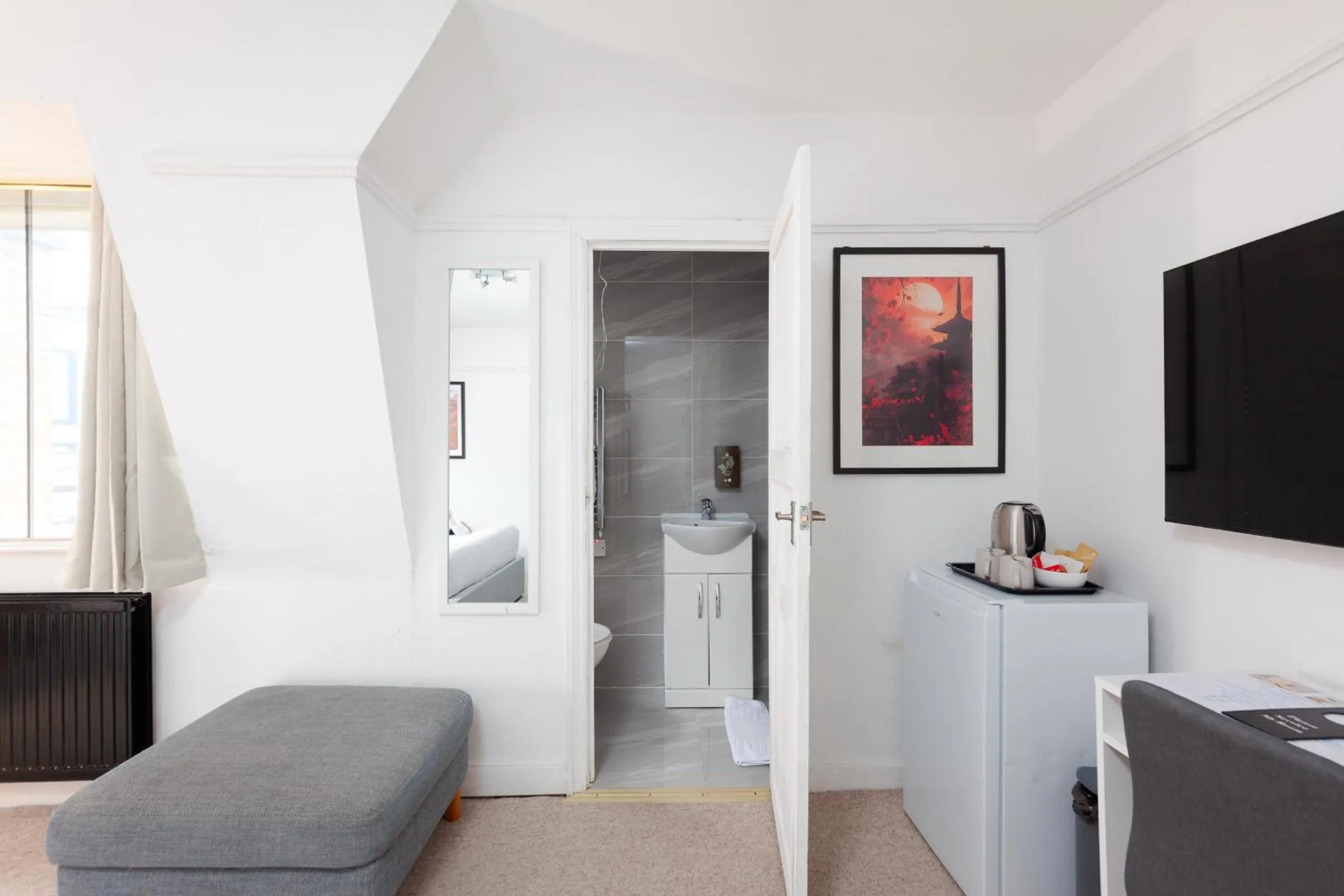 Bathroom in Argyle Apart Hotel