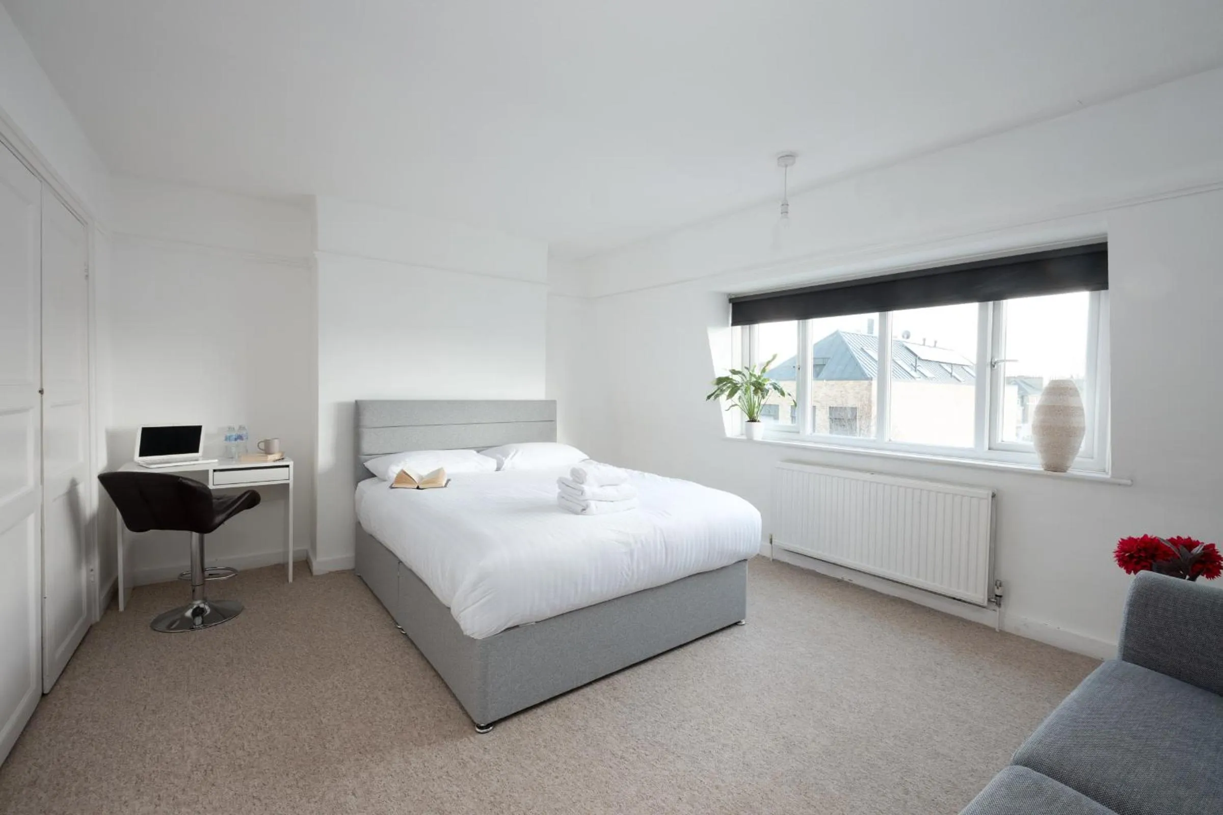 Bedroom, Bed in Argyle Apart Hotel