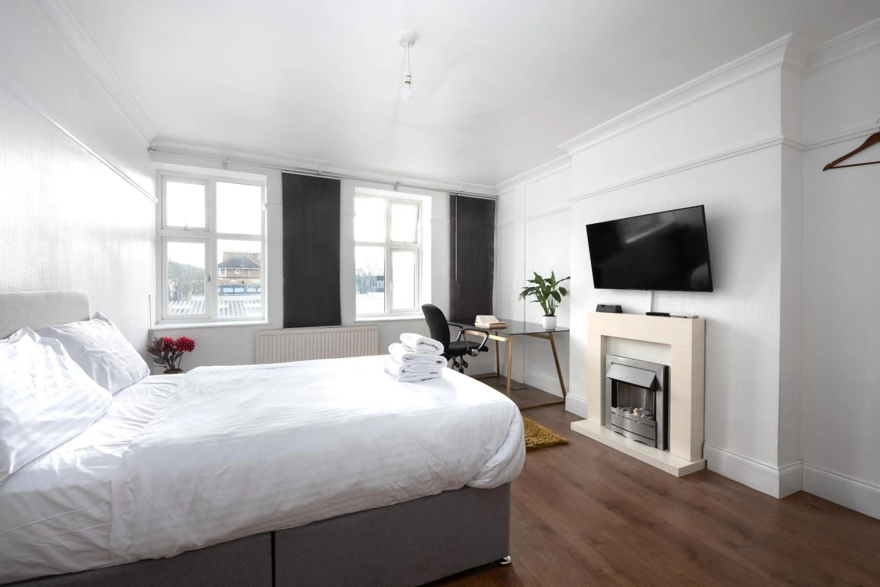 Bedroom, Bed in Argyle Apart Hotel