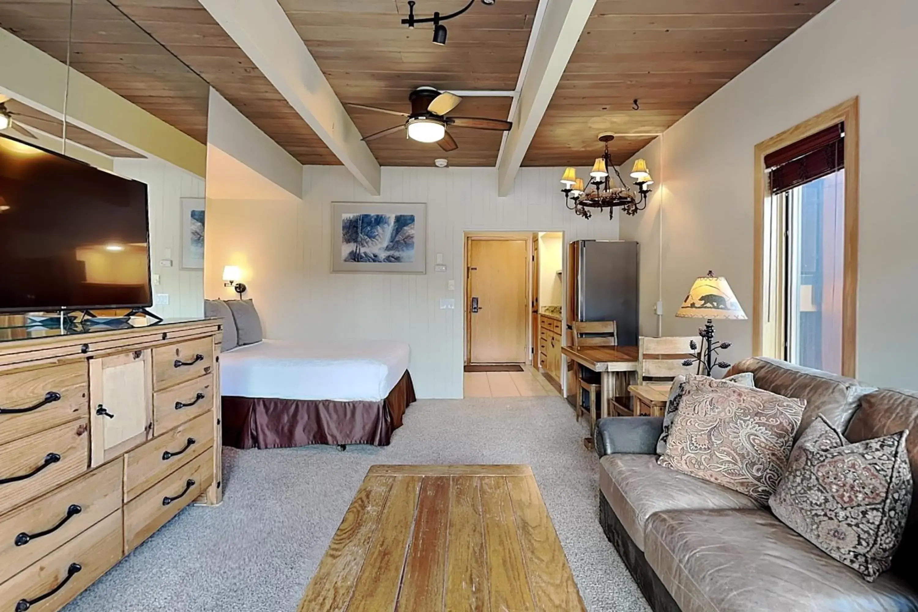 Timberline Condominiums Studio Deluxe Unit 218 Timberline Condominiums Studio Deluxe Unit 218