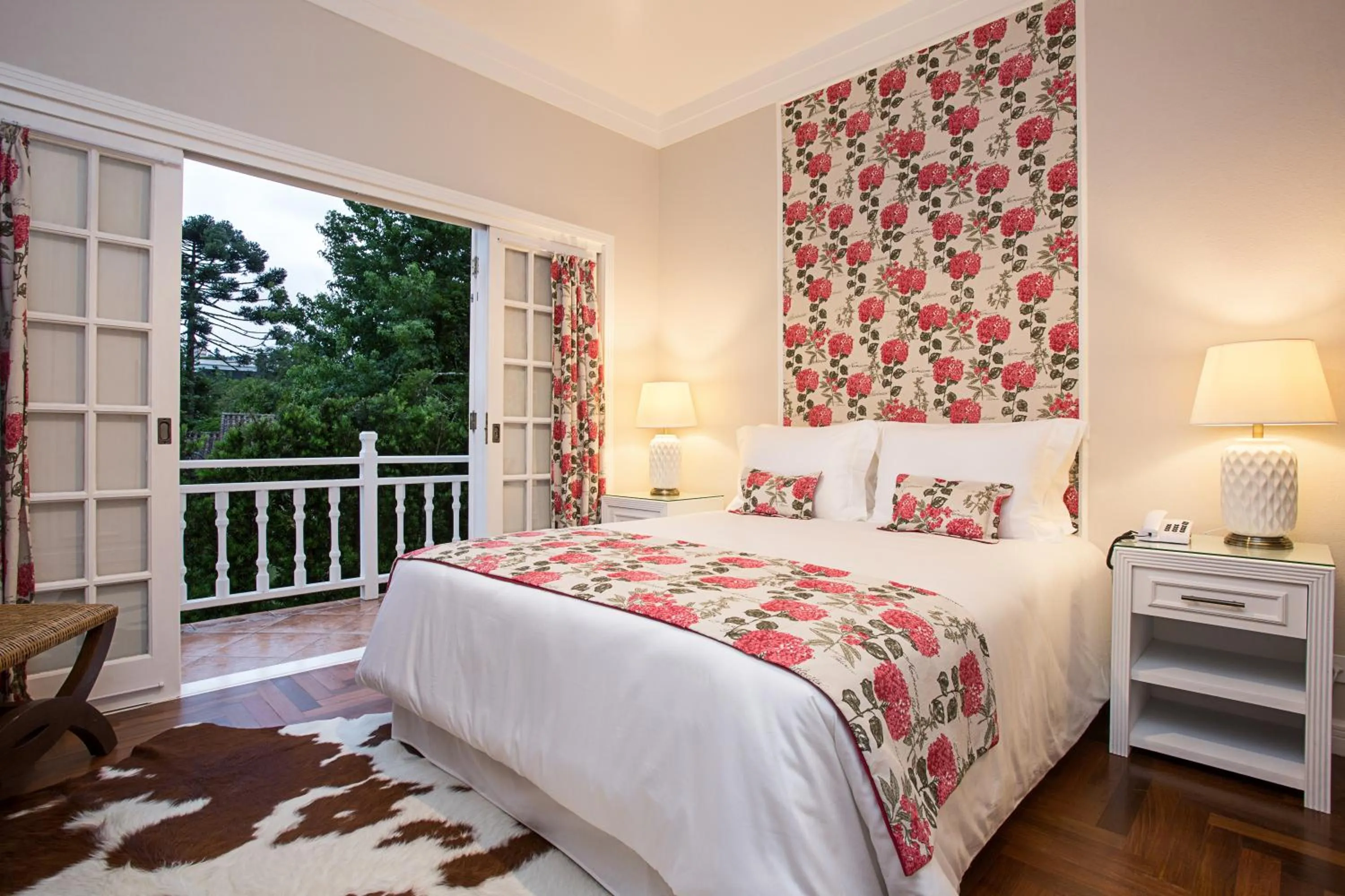 Luxury Suite with Balcony in Secreto Boutique Hotel