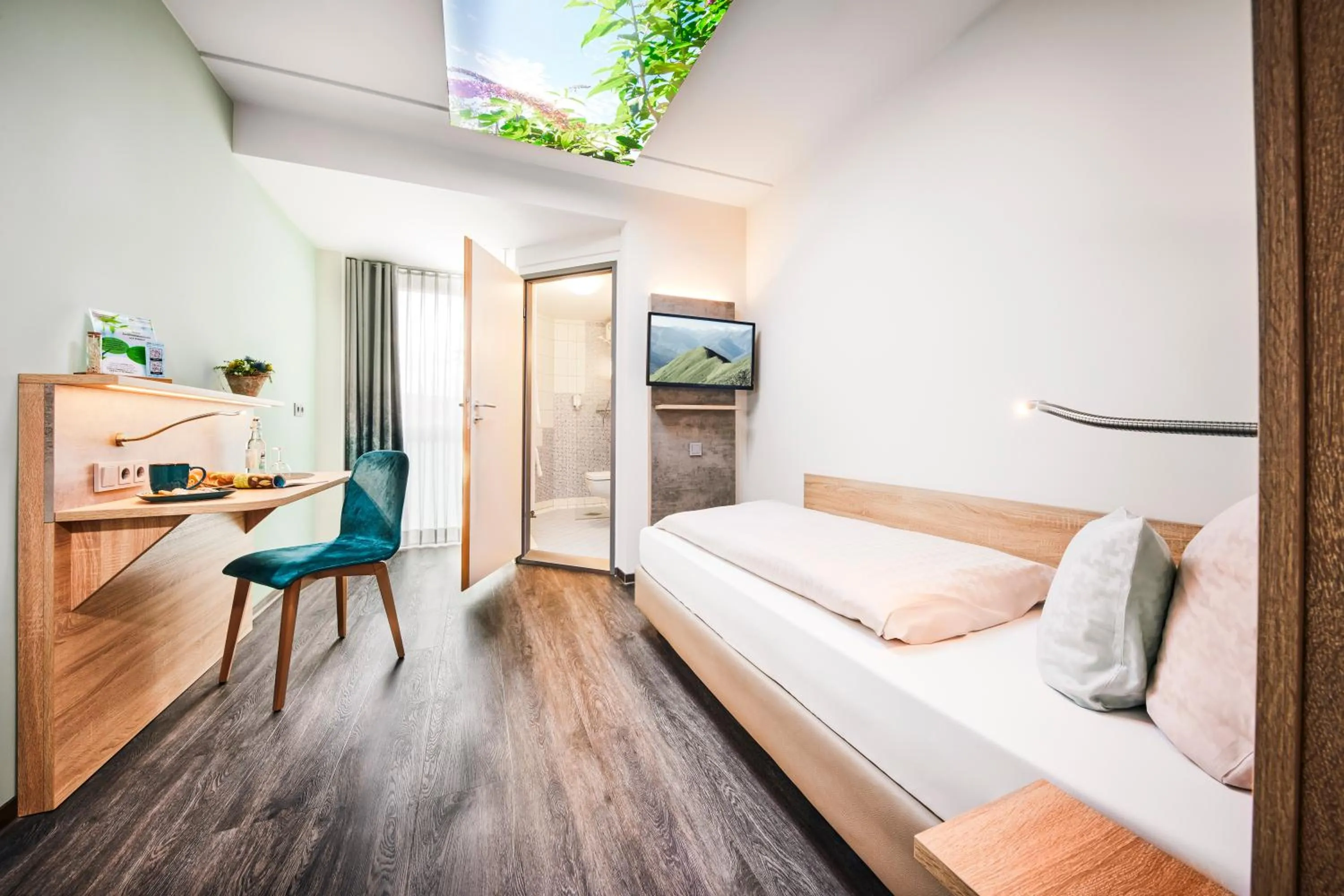 Bedroom, Bed in IN VIA Hotel