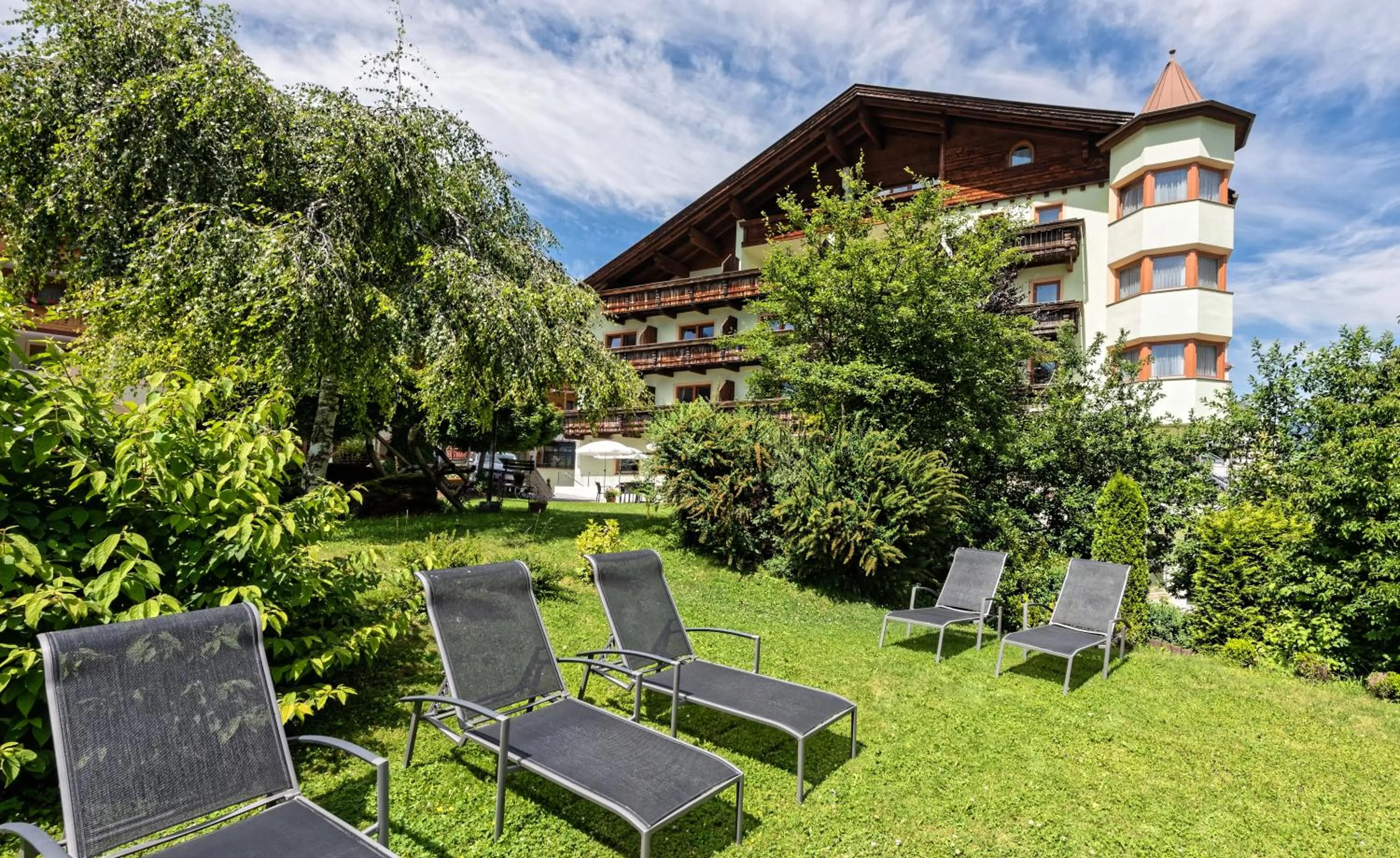 Property building in Das Posthaus stubai&smart Hotel
