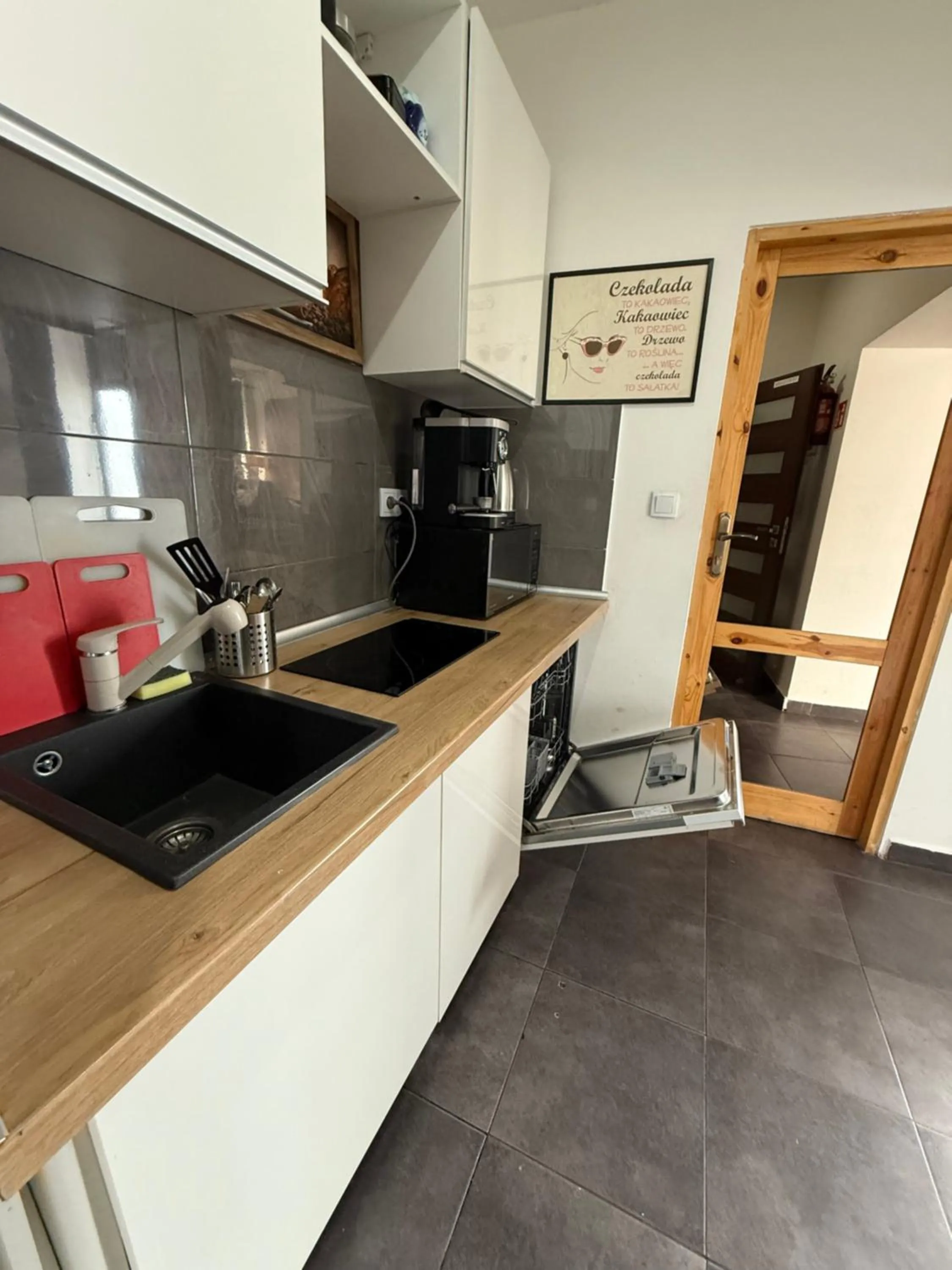 Apartamenty PRETTY WOMAN meldunek samodzielny 24h - noclegi Bytom Chorzów Katowice