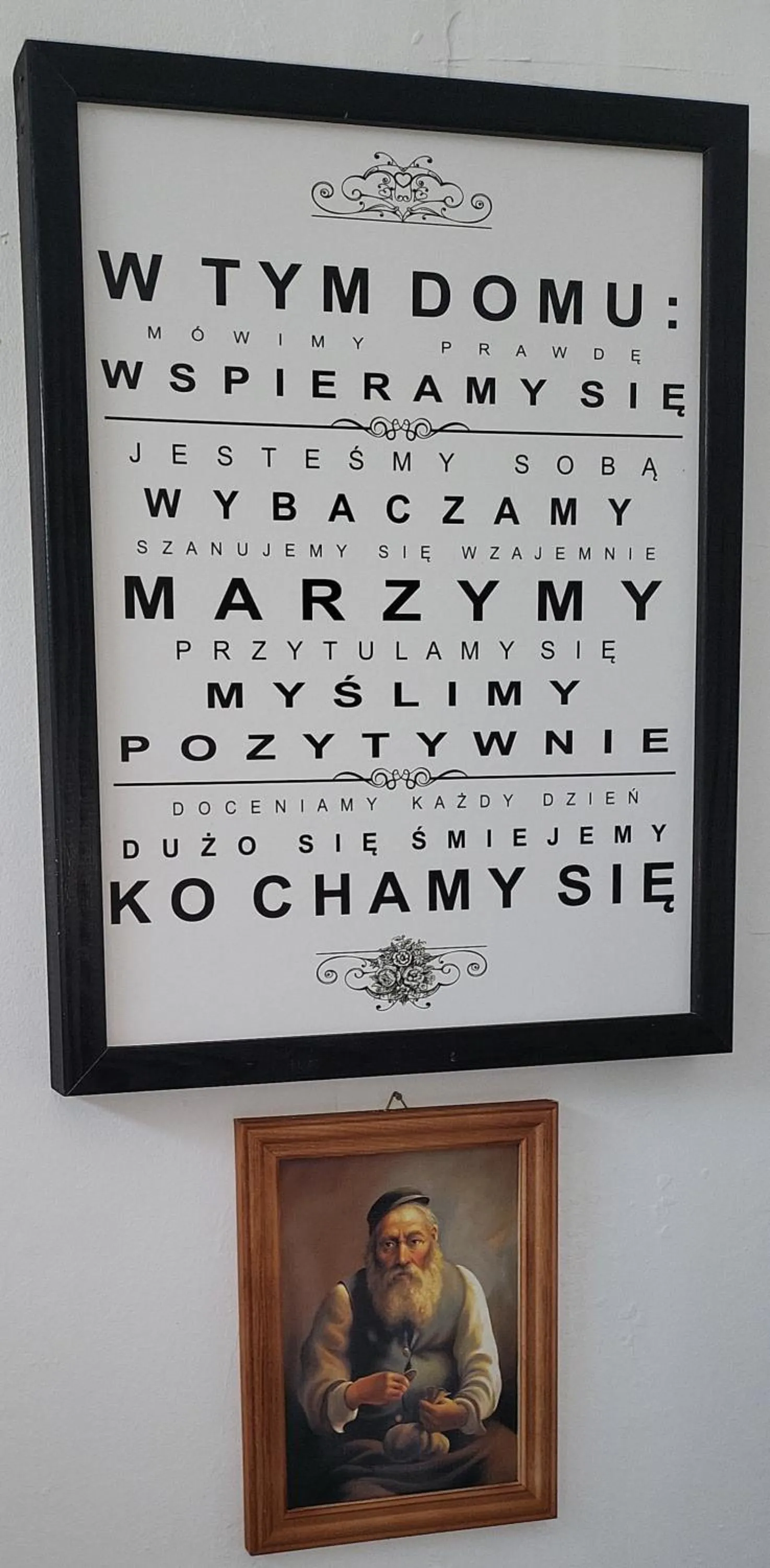 Property logo or sign in Apartamenty PRETTY WOMAN meldunek samodzielny 24h - noclegi Bytom Chorzów Katowice