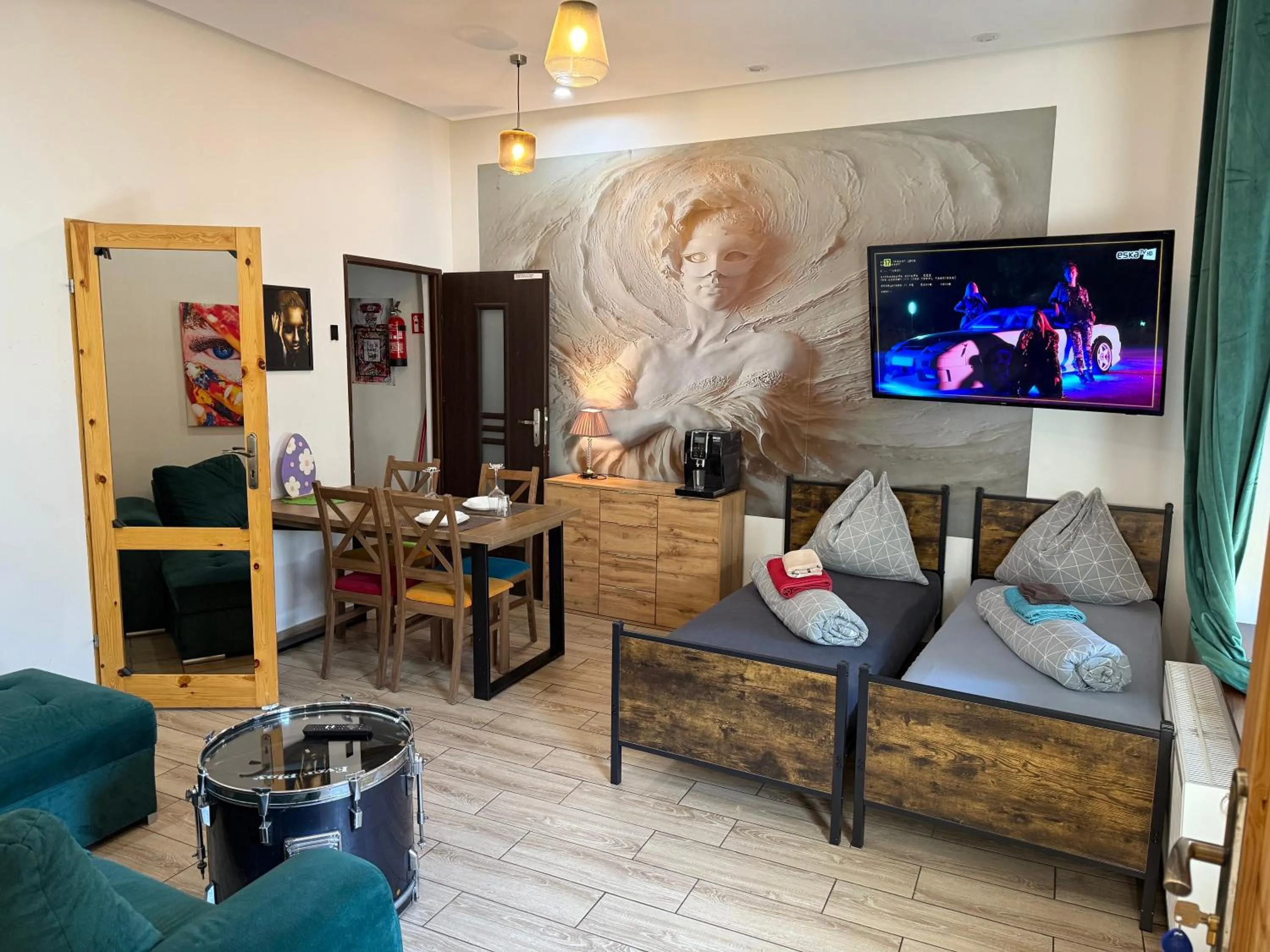 Apartamenty PRETTY WOMAN meldunek samodzielny 24h - noclegi Bytom Chorzów Katowice