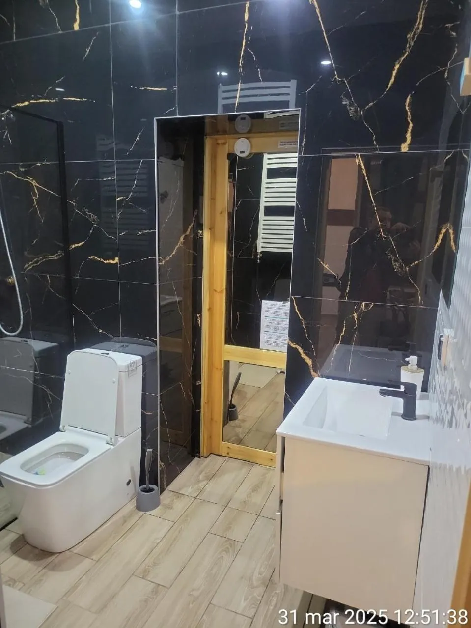 Bathroom in Apartamenty PRETTY WOMAN meldunek samodzielny 24h - noclegi Bytom Chorzów Katowice