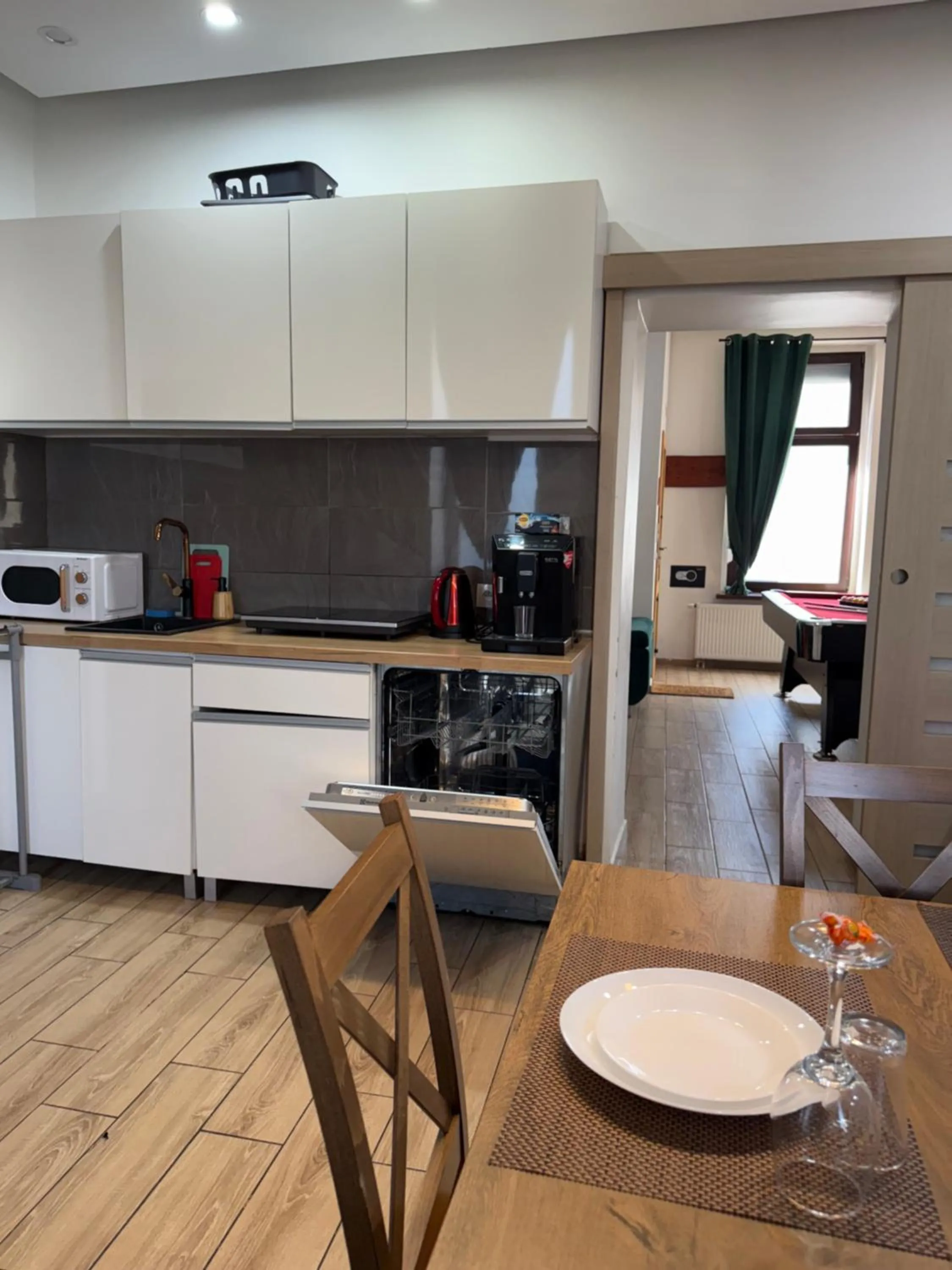 Apartamenty PRETTY WOMAN meldunek samodzielny 24h - noclegi Bytom Chorzów Katowice