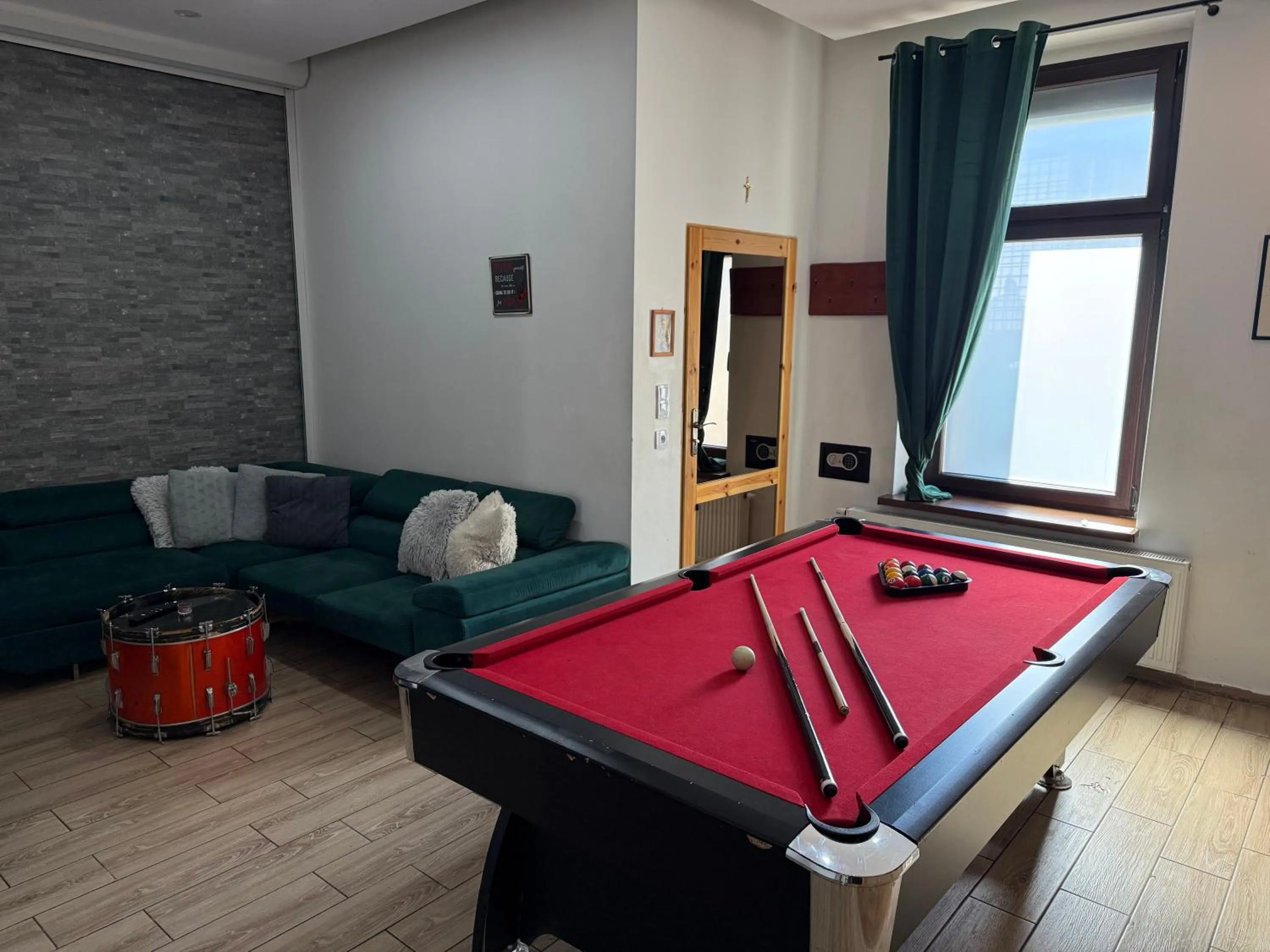 Apartamenty PRETTY WOMAN meldunek samodzielny 24h - noclegi Bytom Chorzów Katowice
