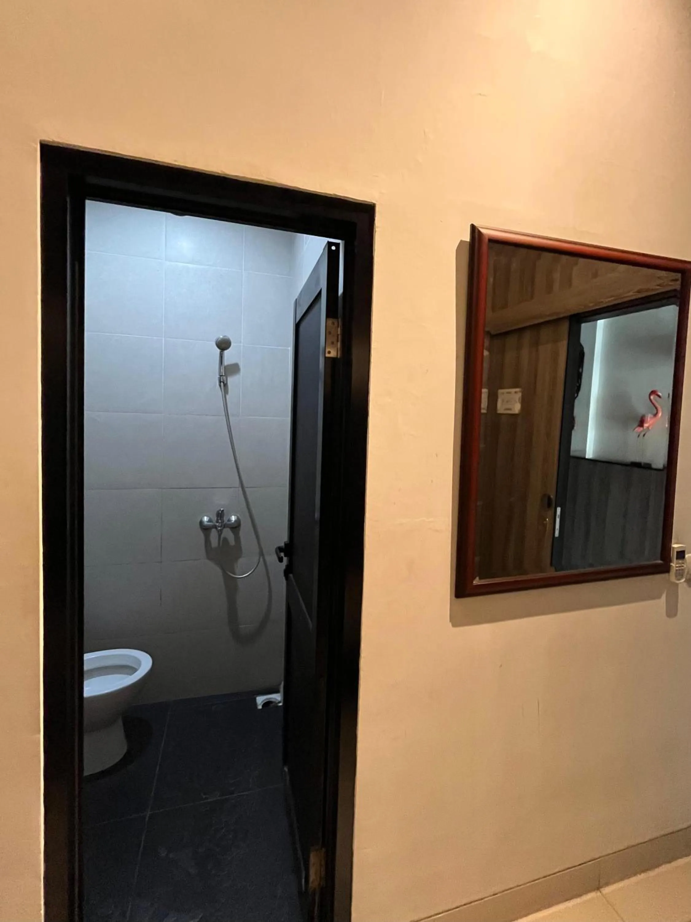 Toilet in The Cabin Tanjung Yogyakarta