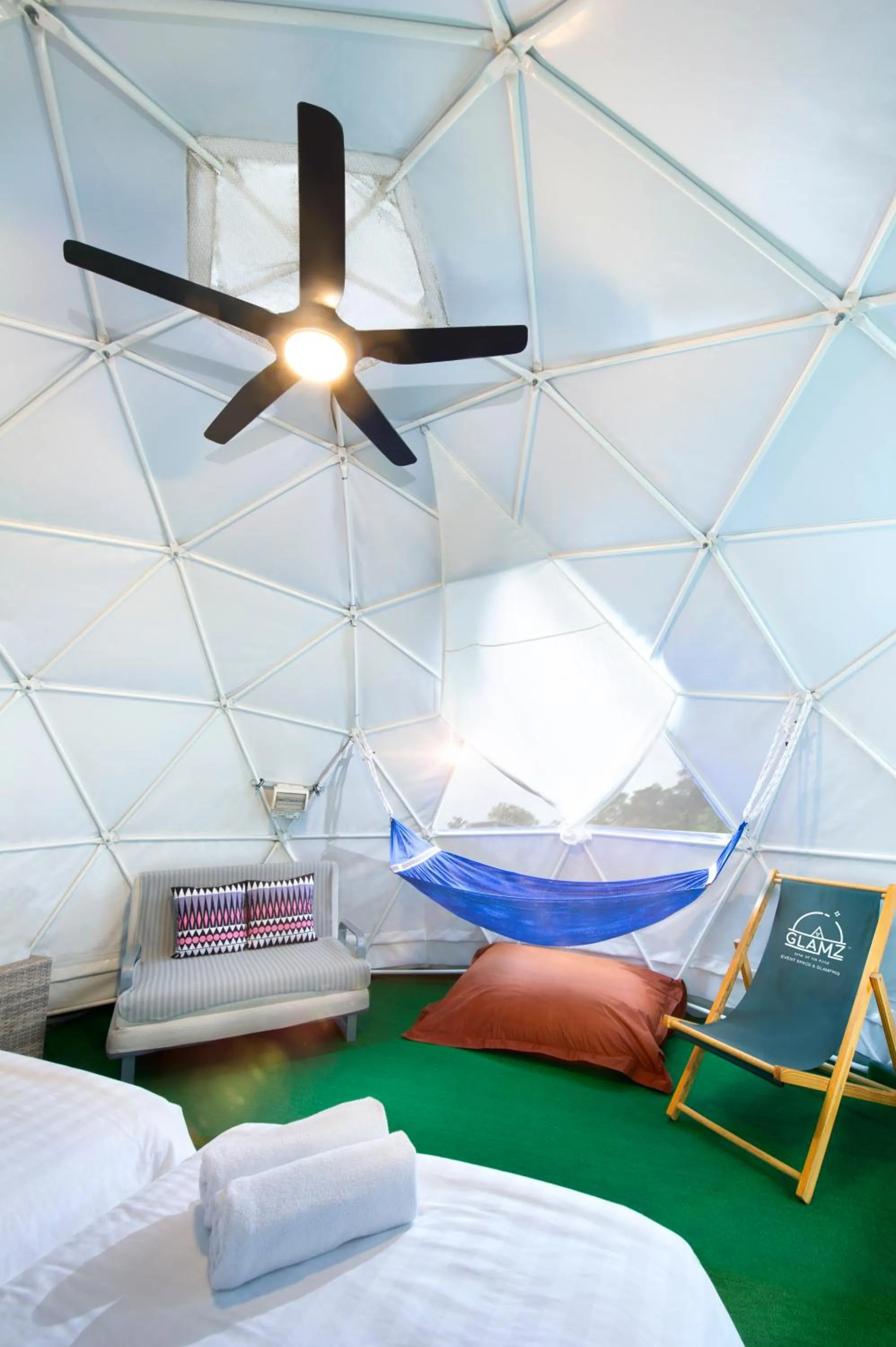 Bedroom, Bed in Glamz at Genting