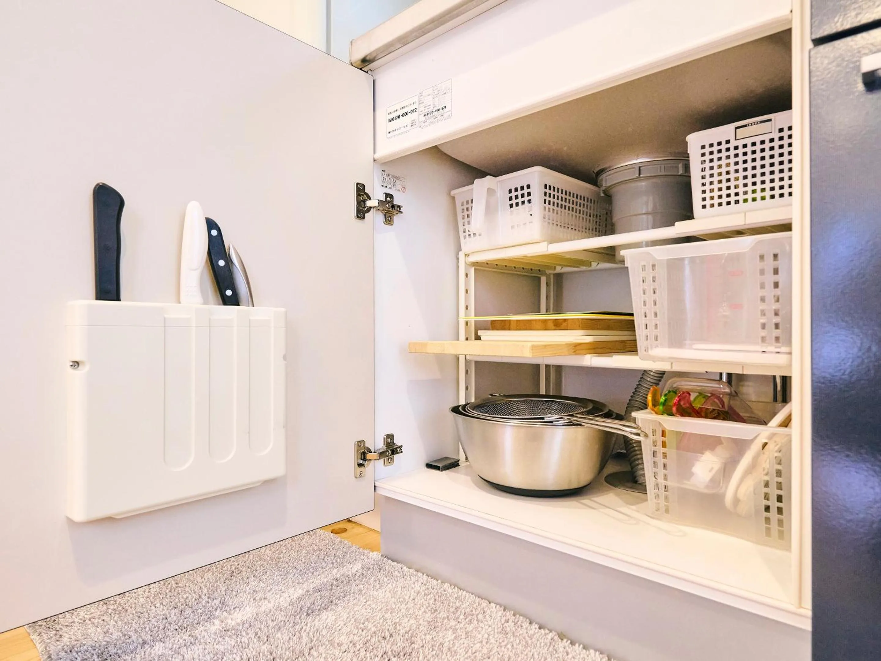 Communal kitchen in Kokoyui Guesthouse Shingu