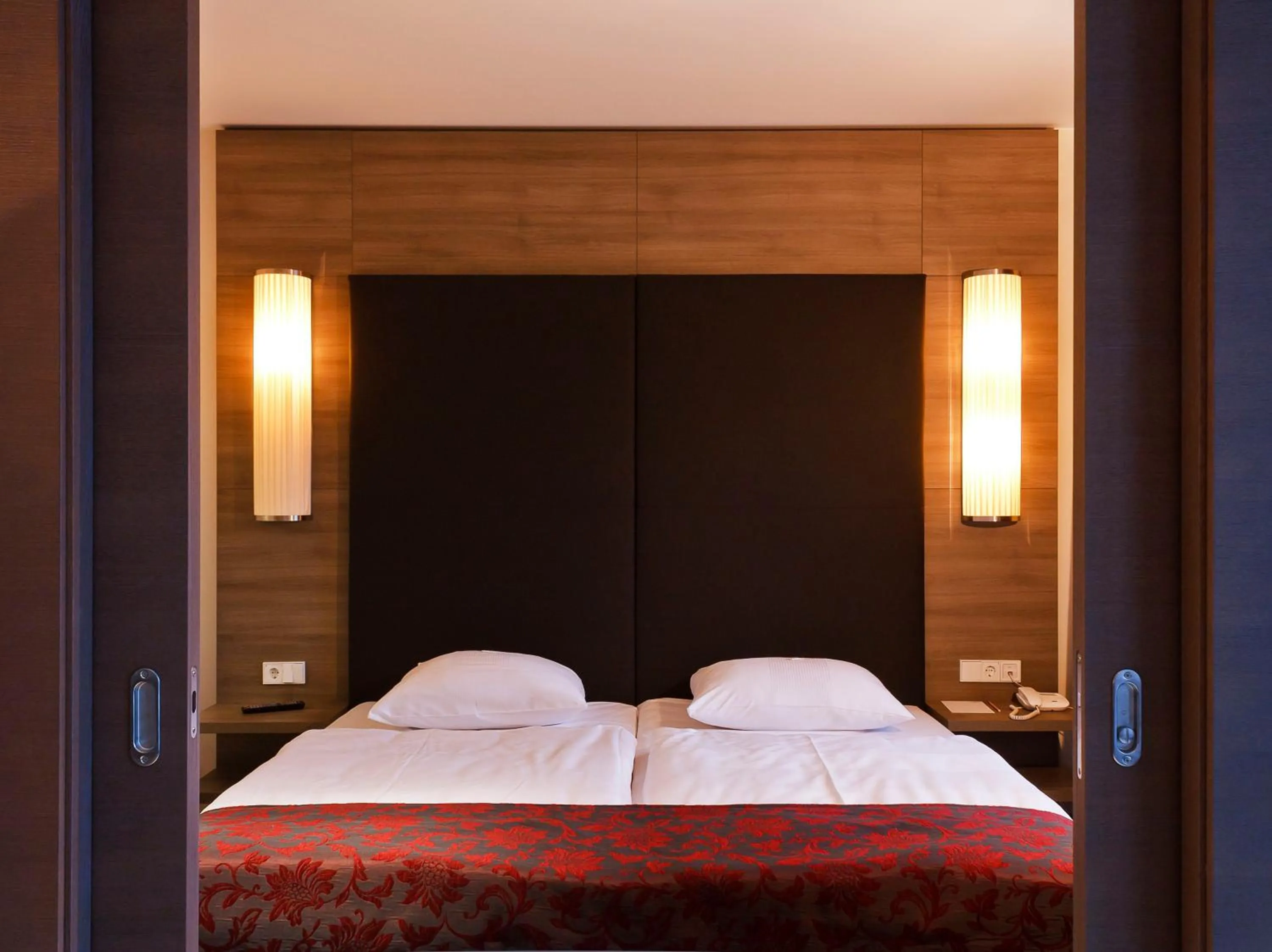 Bed in Posthotel Walhalla Regensburg Ost