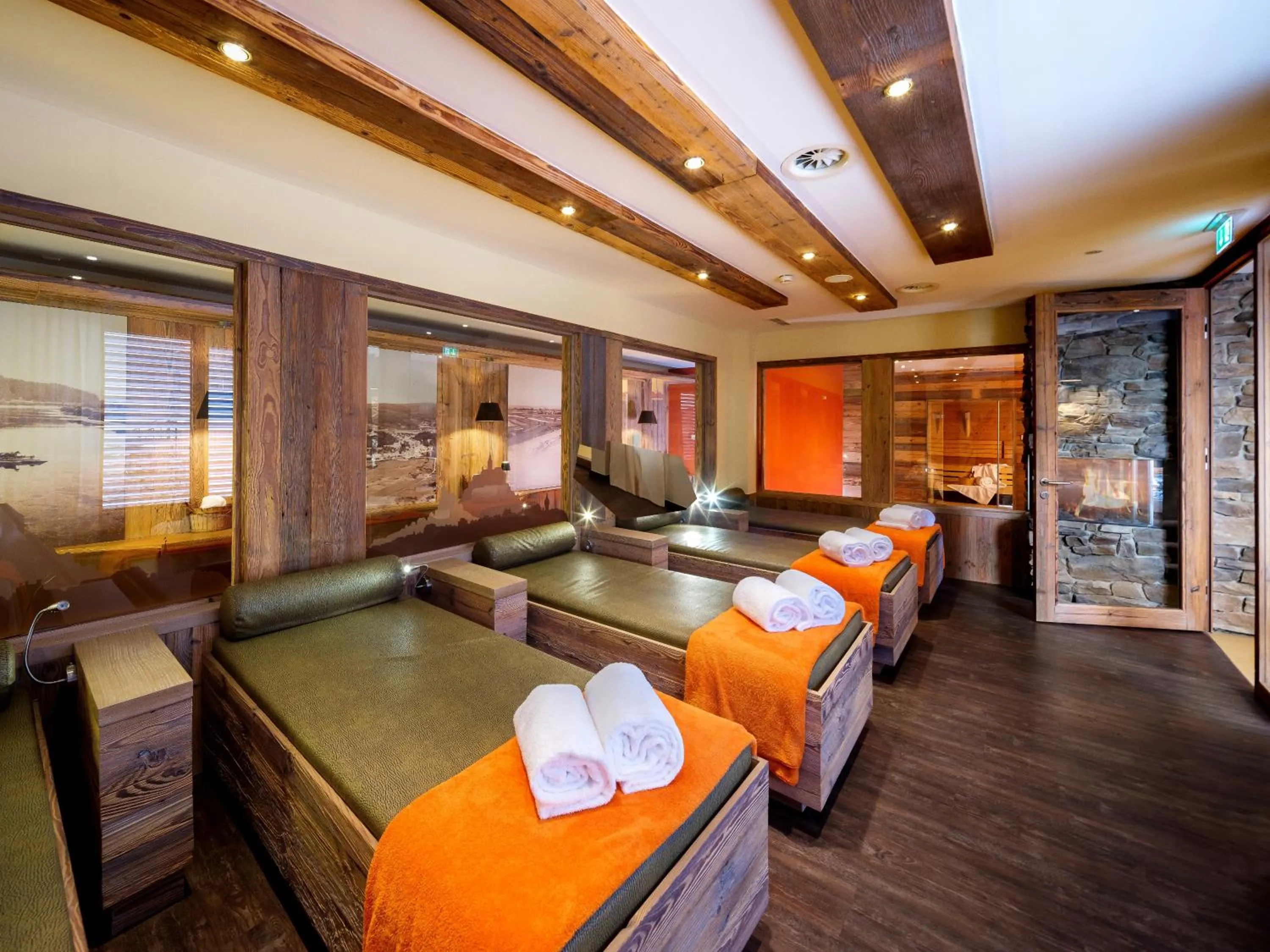 Spa and wellness centre/facilities in Posthotel Walhalla Regensburg Ost