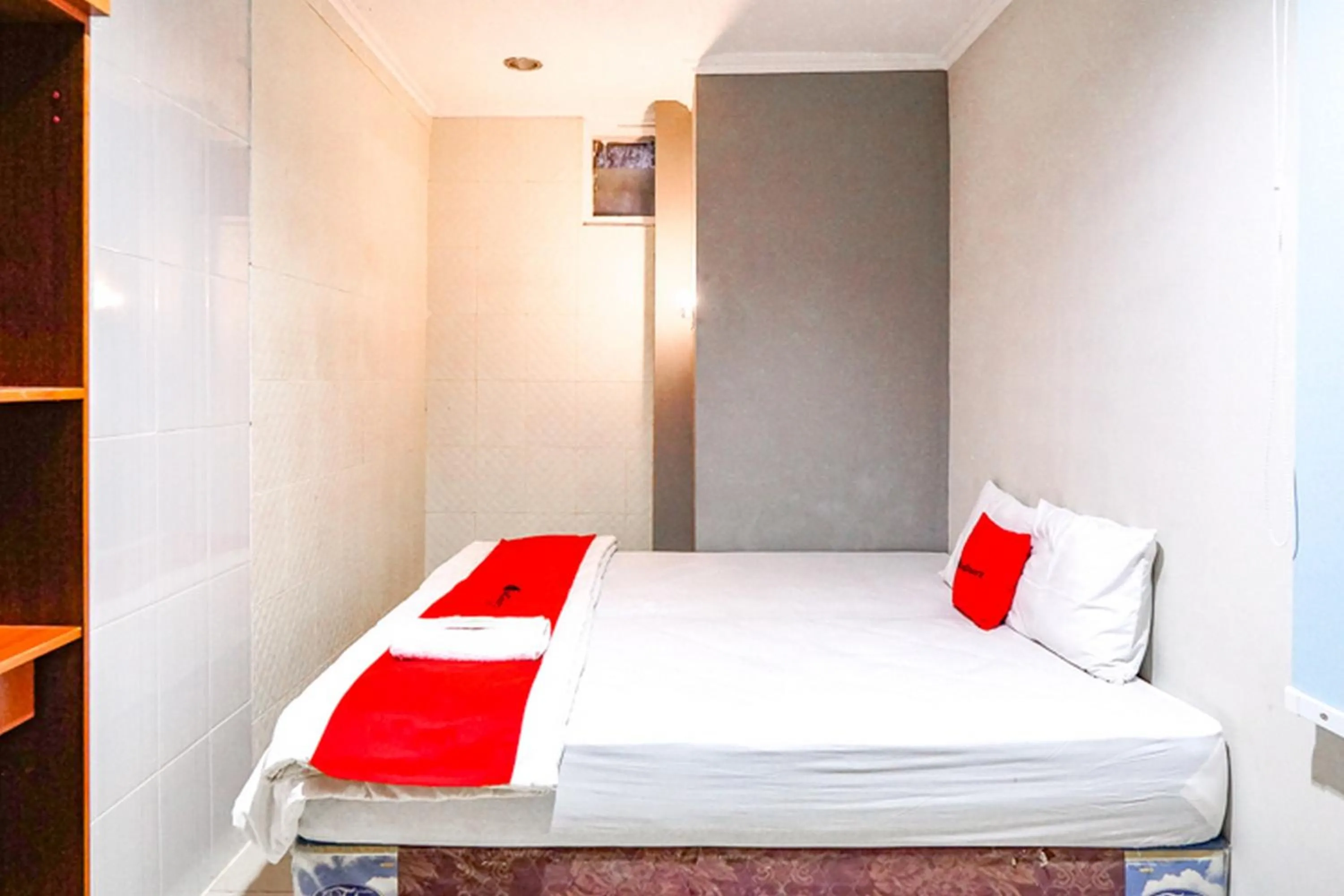 Bed in RedDoorz @ Citraland Surabaya