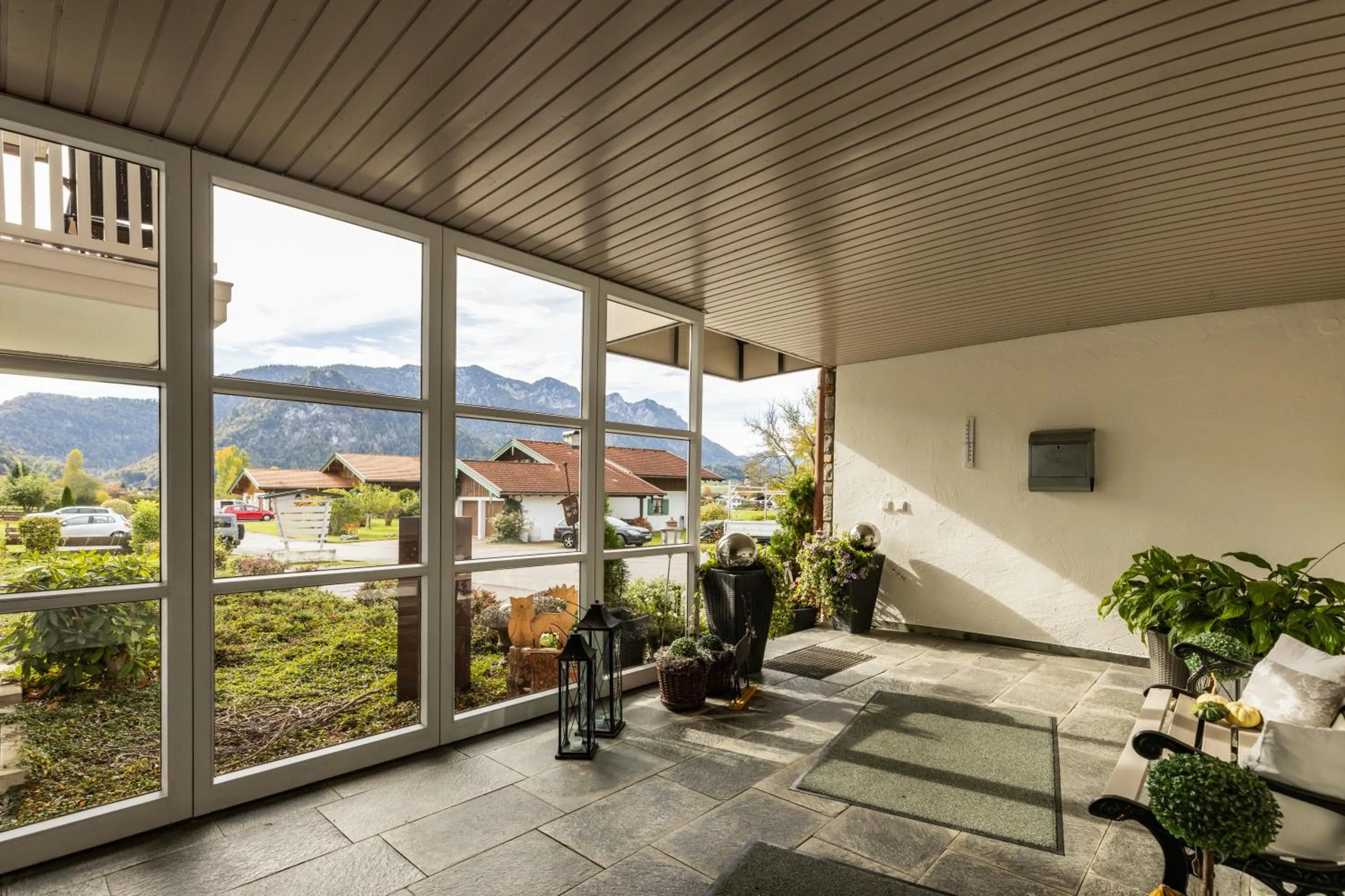 Facade/entrance in Hubertus Appartements Inzell
