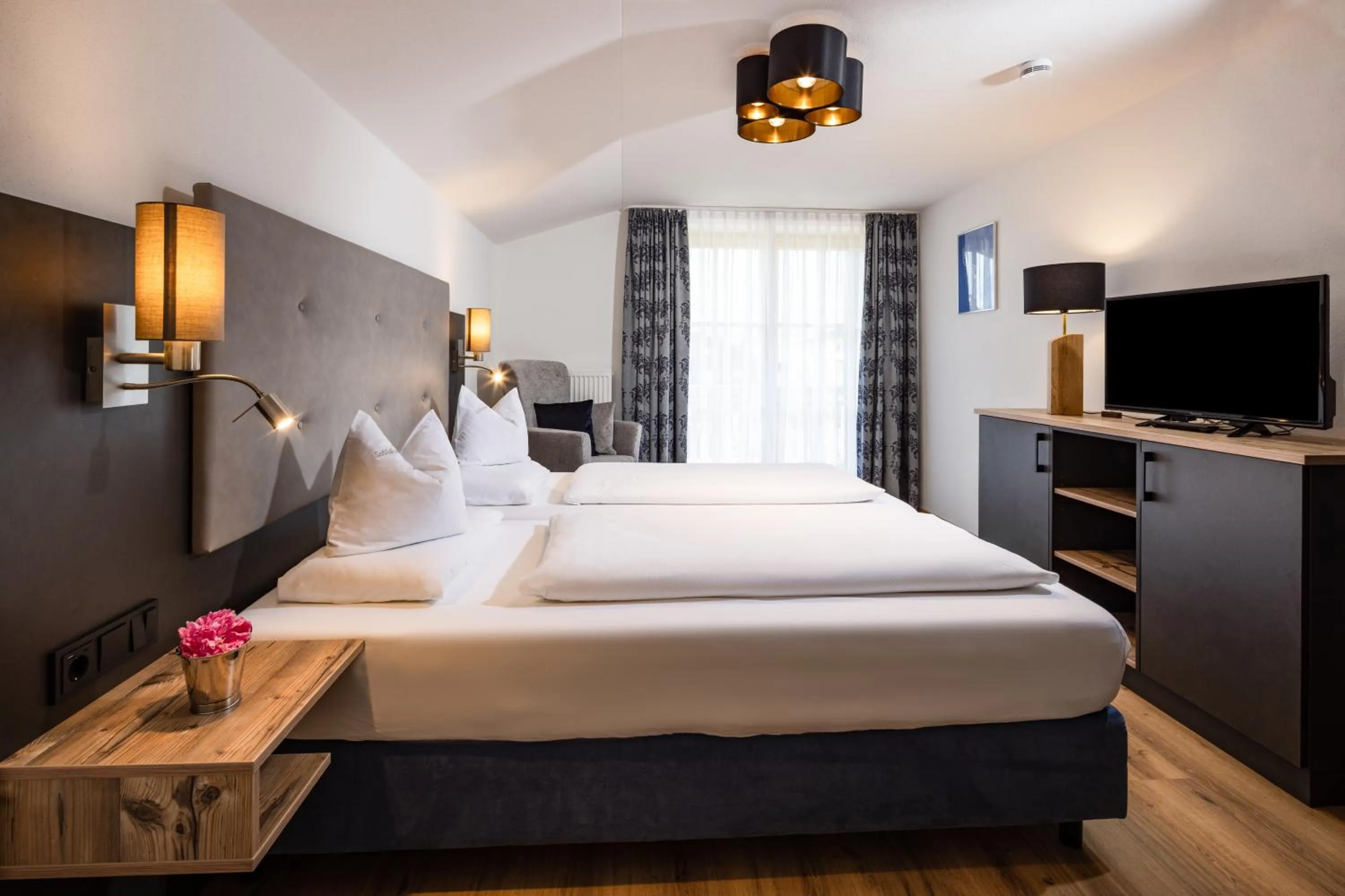 Bedroom, Bed in Hubertus Appartements Inzell