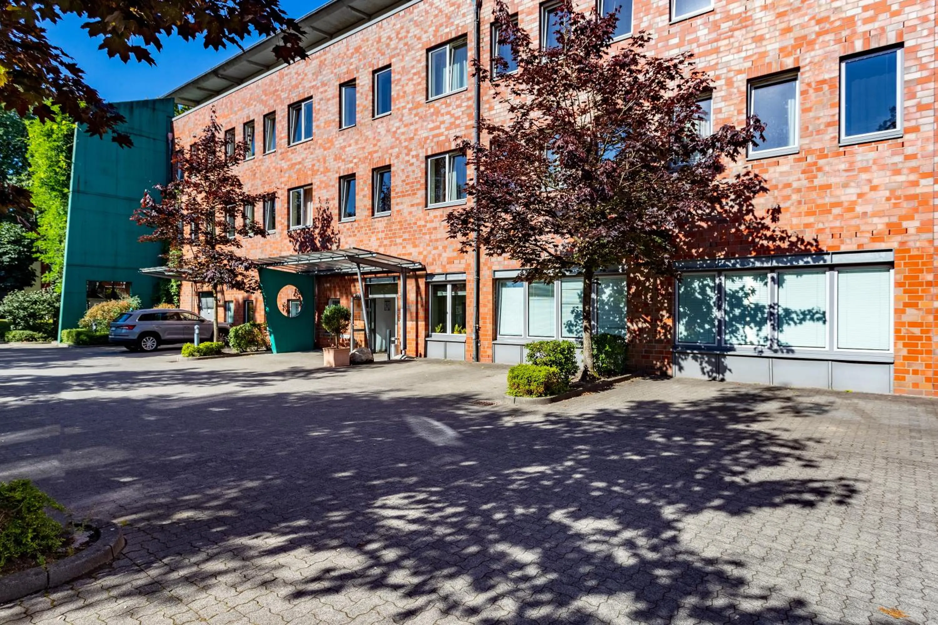 Parking in Hotel Mercator Itzehoe-Klosterforst