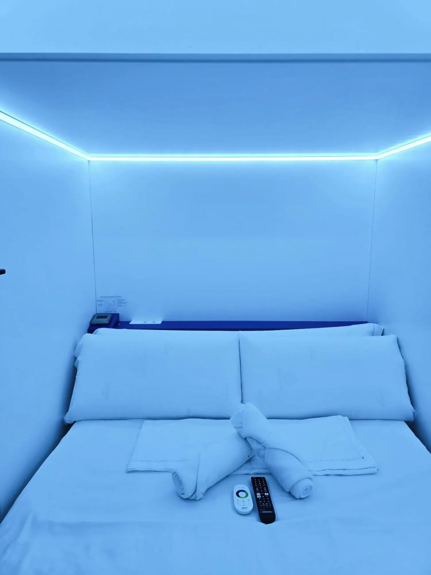 Bed in Modular Rooms