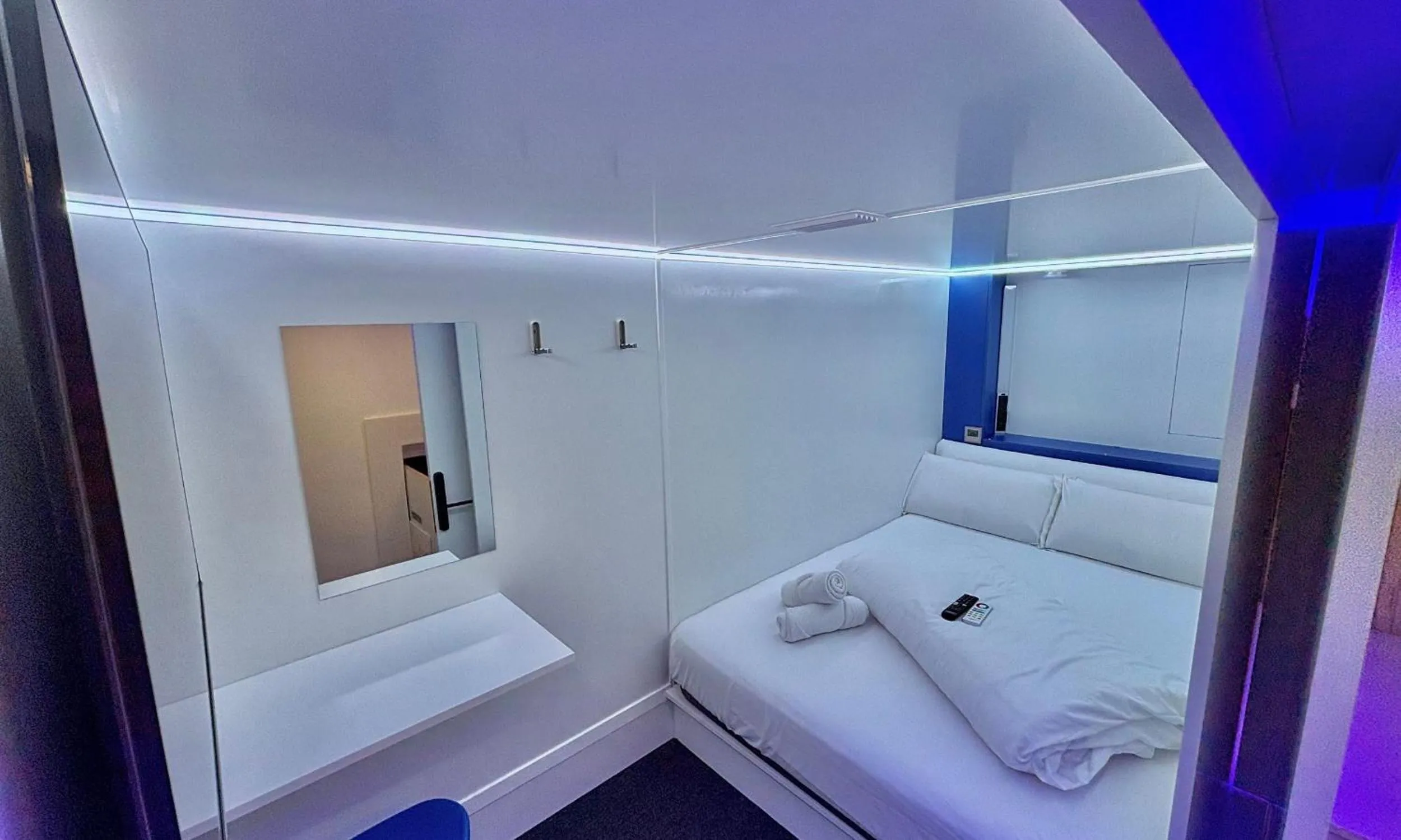 Bed in Modular Rooms